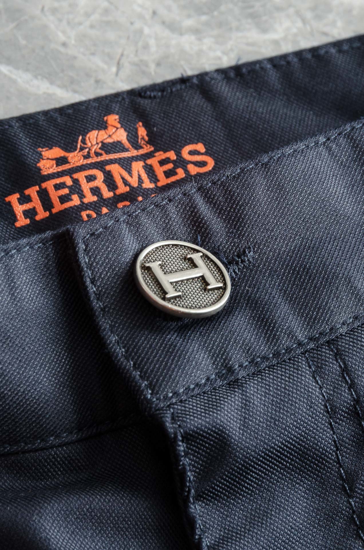 HERMES 25ss春夏轻奢时尚定制休闲西裤,简洁干练的风格,精致卓越的品质男装,每款的设计点