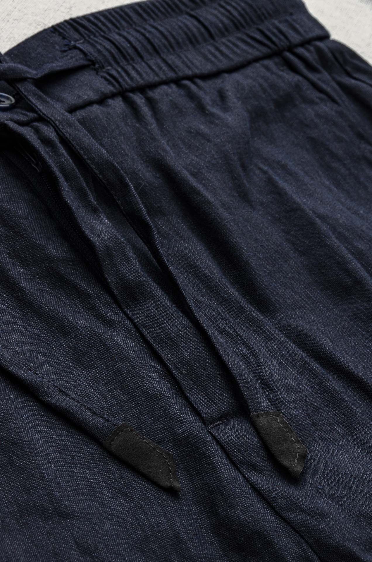 Luxurious Leaf Fabric Queen’s Recreational Shorts for Ultimate Cooling Comfort - 图片 6