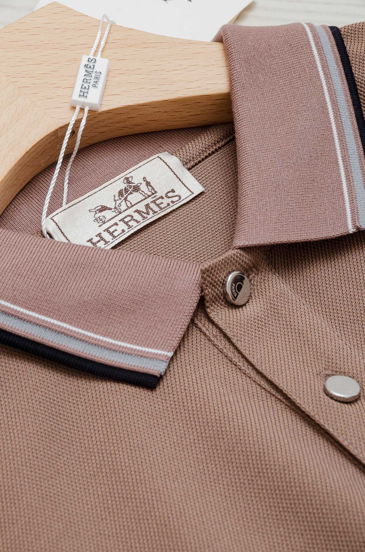 ☀☀HERMES2025SS春夏新款网眼珠地Polo衫，男士翻领商务休闲短袖Polo衫！商务休闲皆宜的百