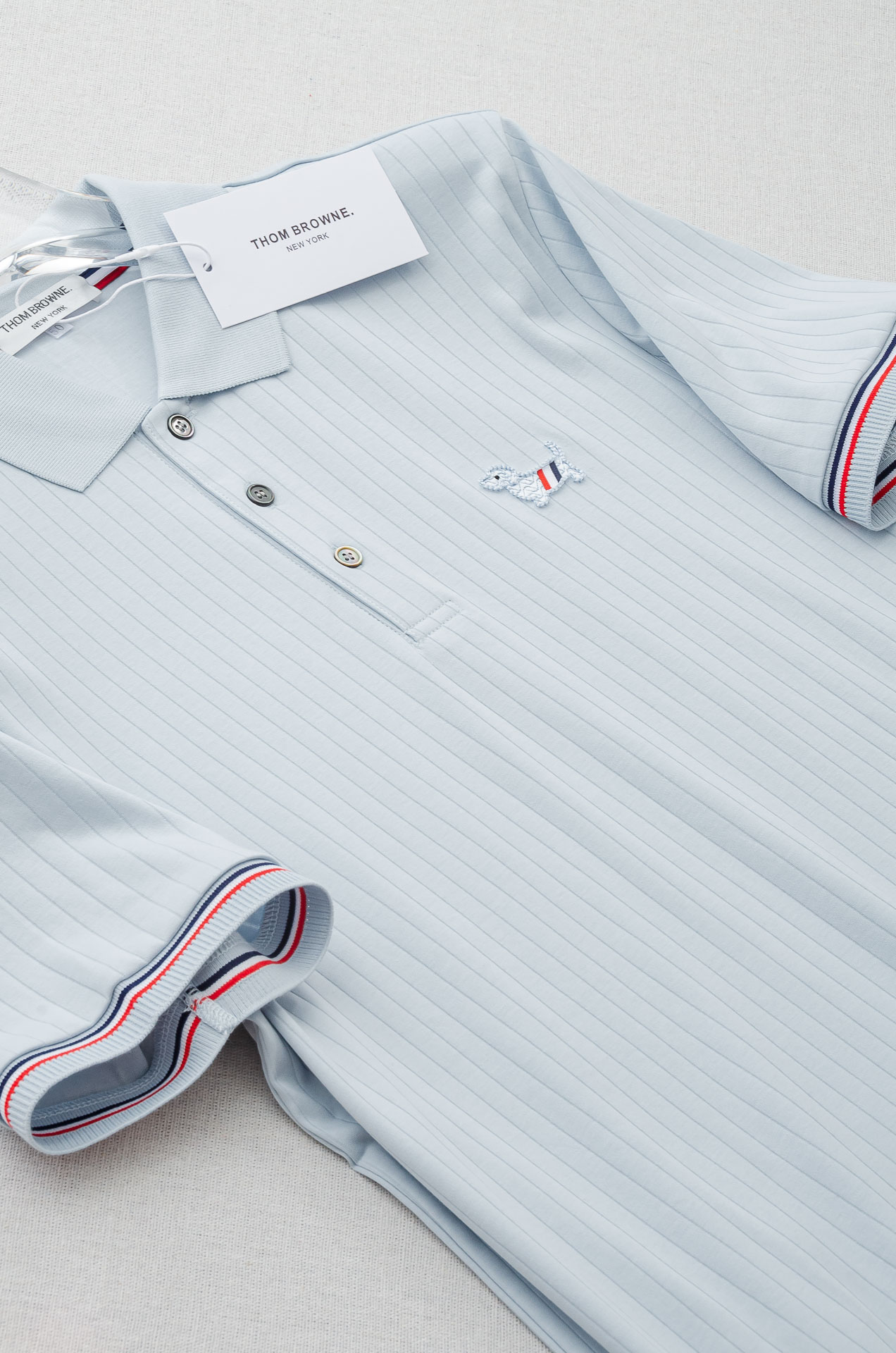 TB -2025ss 会呼吸的面料100%匹马棉胸前标志性装饰竖条纹肌理感男士翻领短袖T恤衫#面料精选生