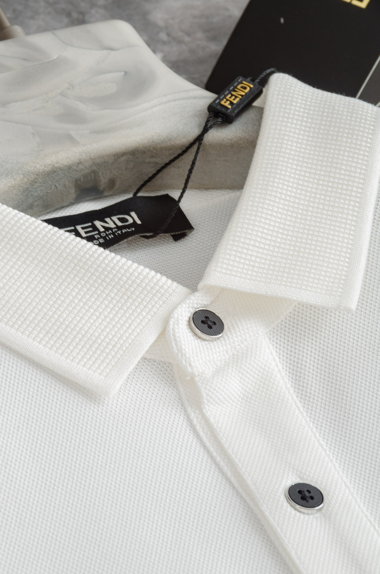 FEN*DI 2025SS春夏新款网眼珠地Polo衫，男士翻领商务休闲短袖Polo衫！商务休闲皆宜的百搭