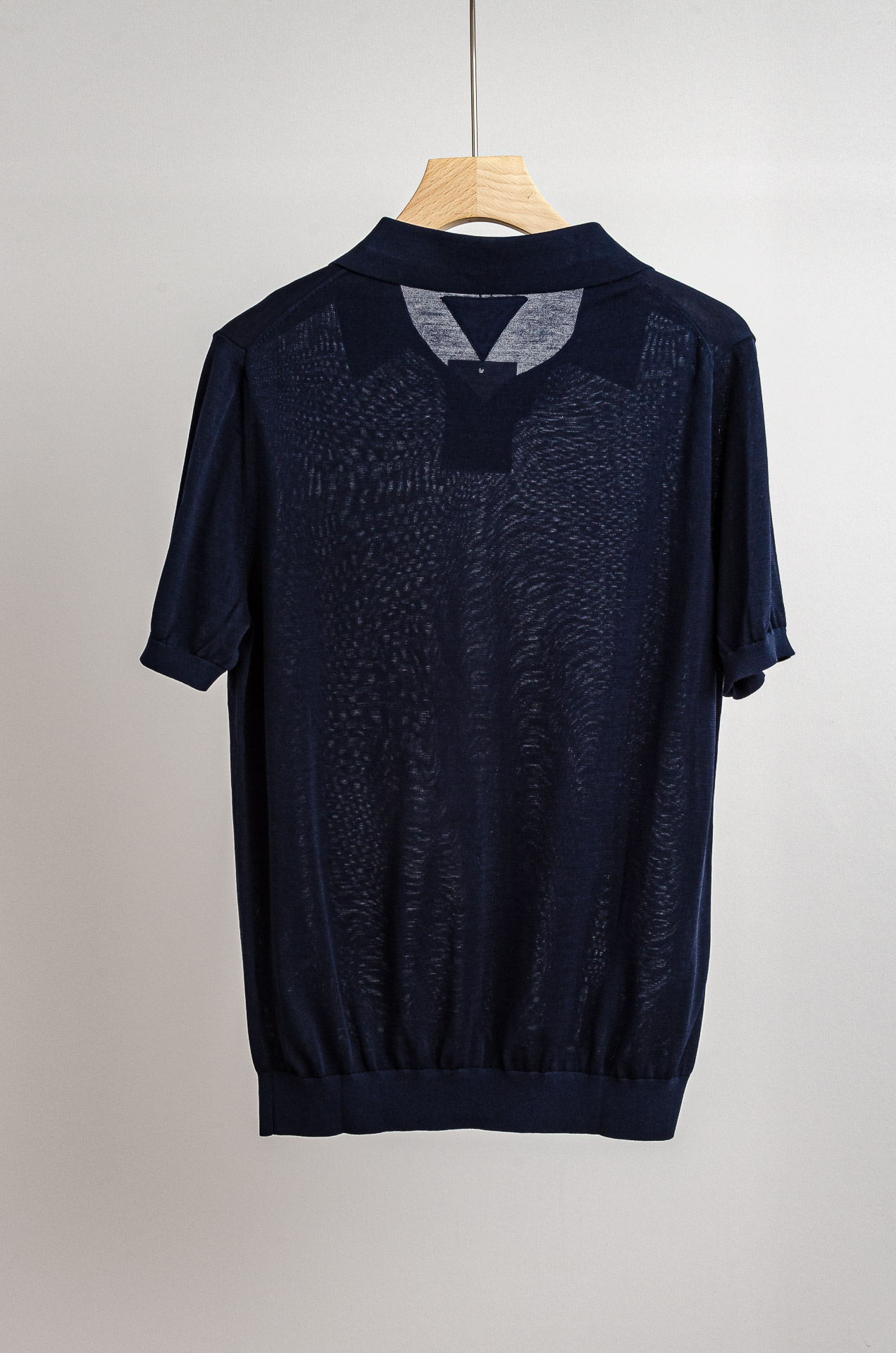 2025 Spring & Summer Polo T-shirts: Simple Design, Sophisticated Process, Delicate Fabric - 图片 9