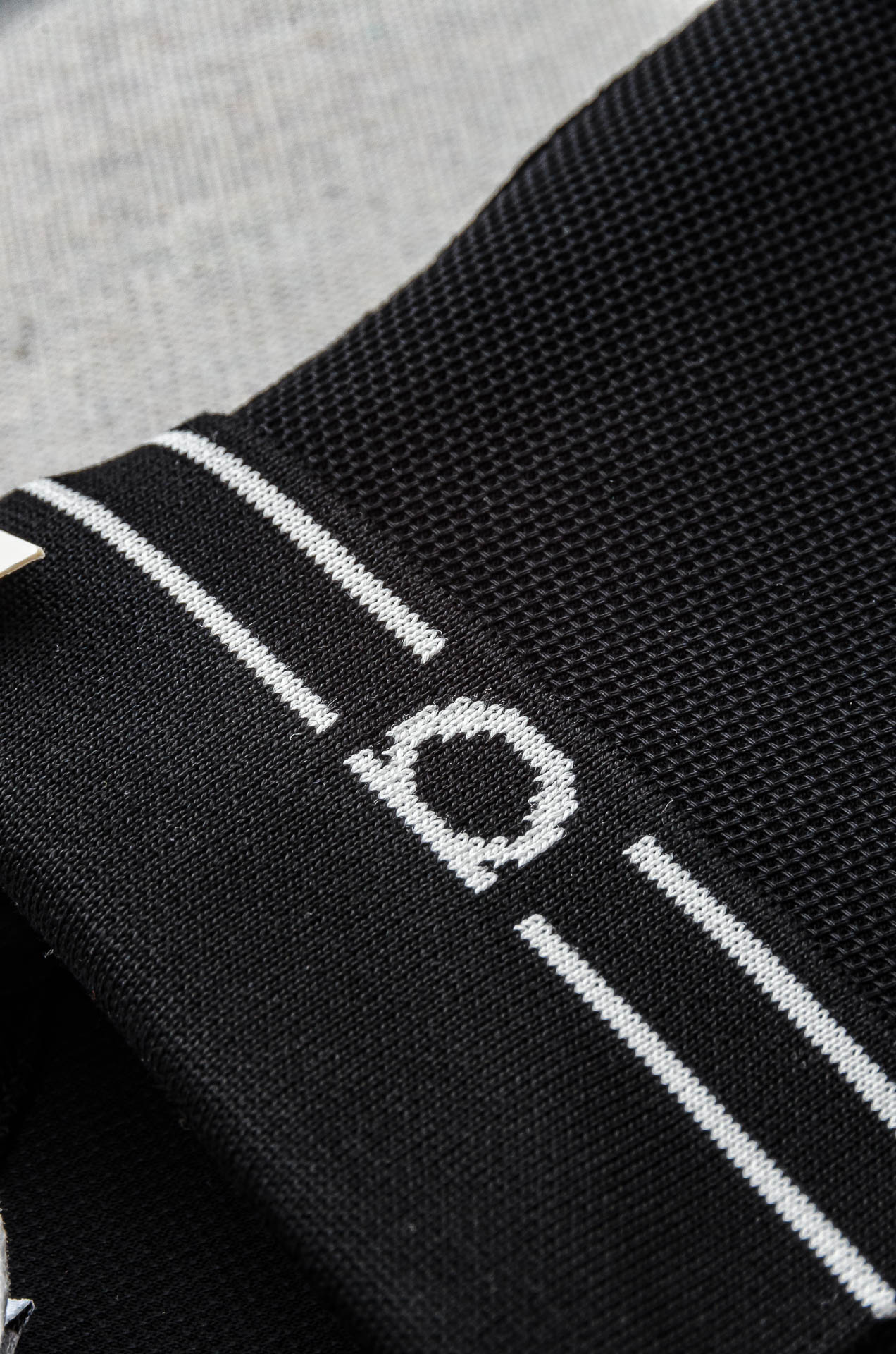 菲拉格慕2025ss 会呼吸的面料100%皮马棉胸前标志性刺绣装饰男士圆领短袖T恤衫#面料精选生长于美国