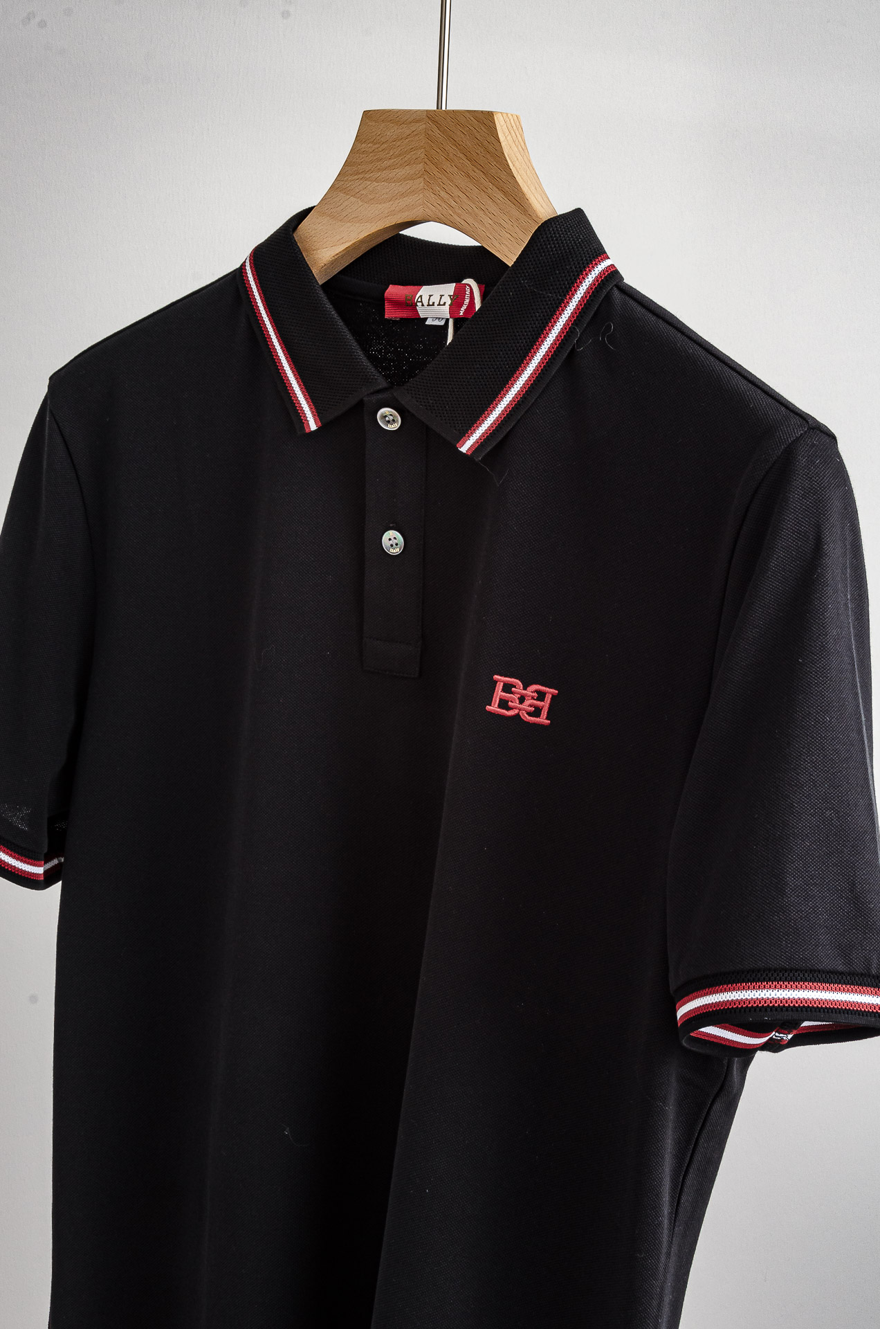 ☀️☀️ BALLY 巴利25SS春夏新款网眼珠地液氨处理工艺Polo衫，男士经典条纹撞色翻领商务休闲短