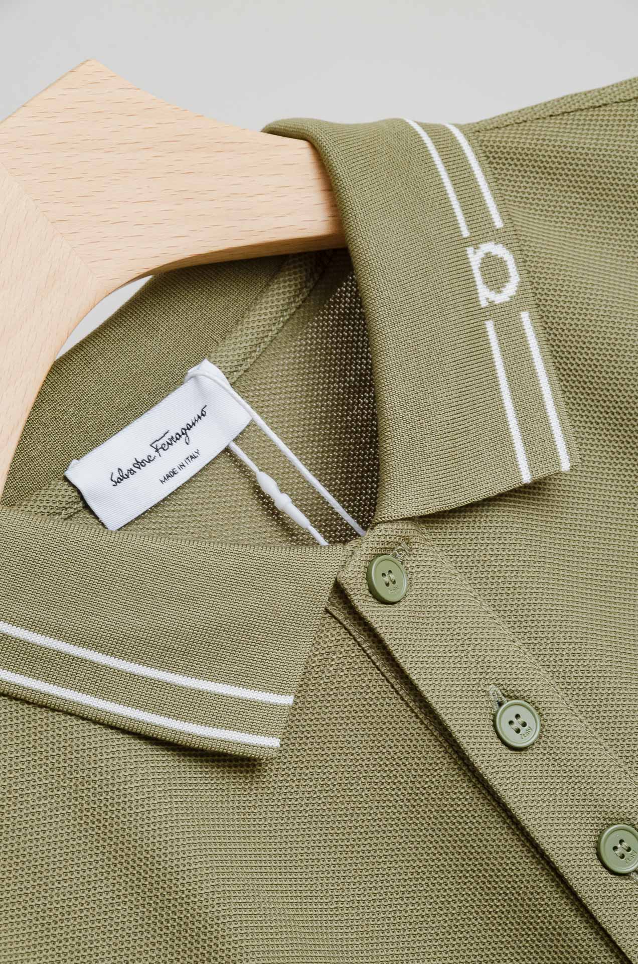 ☀️☀️ 菲拉格慕2025ss 会呼吸的面料100%皮马棉胸前标志性刺绣装饰男士圆领短袖T恤衫#面料精选