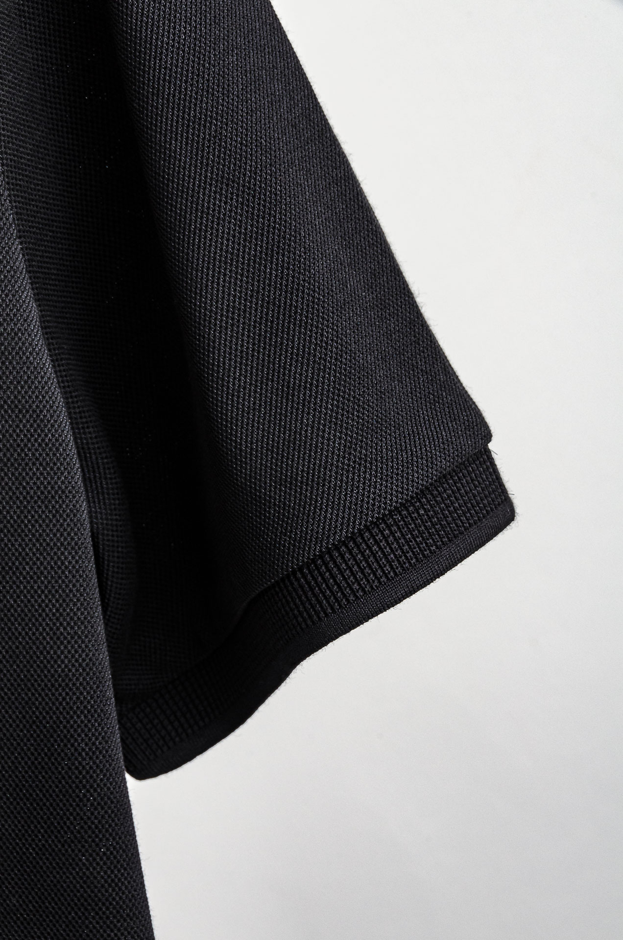 ☀☀FENDI2025SS春夏新款网眼珠地Polo衫，男士翻领商务休闲短袖Polo衫！商务休闲皆宜的百搭