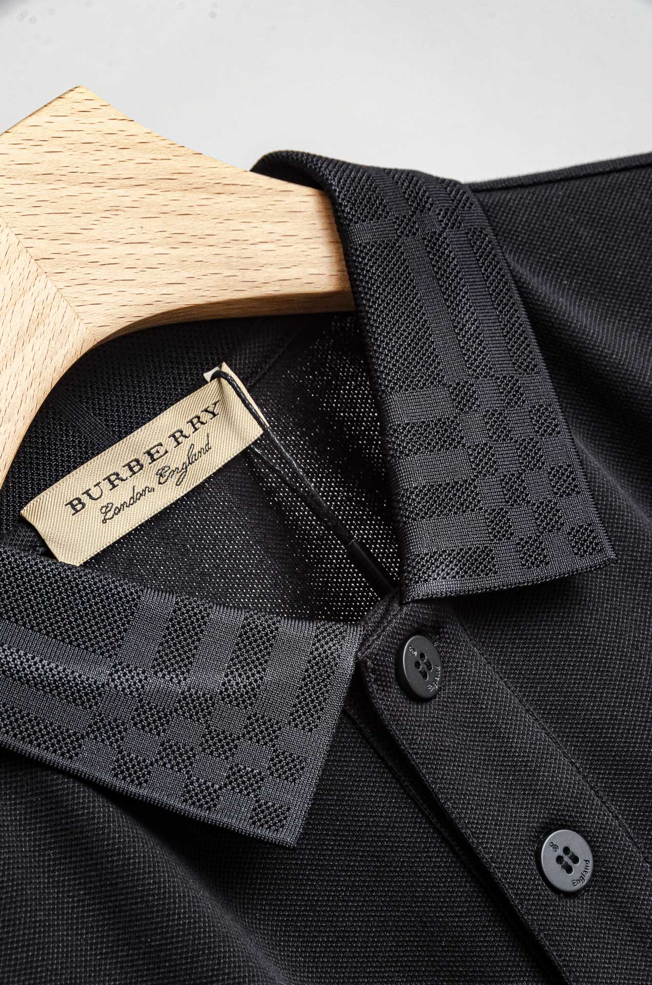 ☀️☀️ BURBERRY 巴宝莉25SS春夏新款网眼珠地液氨处理工艺Polo衫，男士经典条纹撞色翻领商