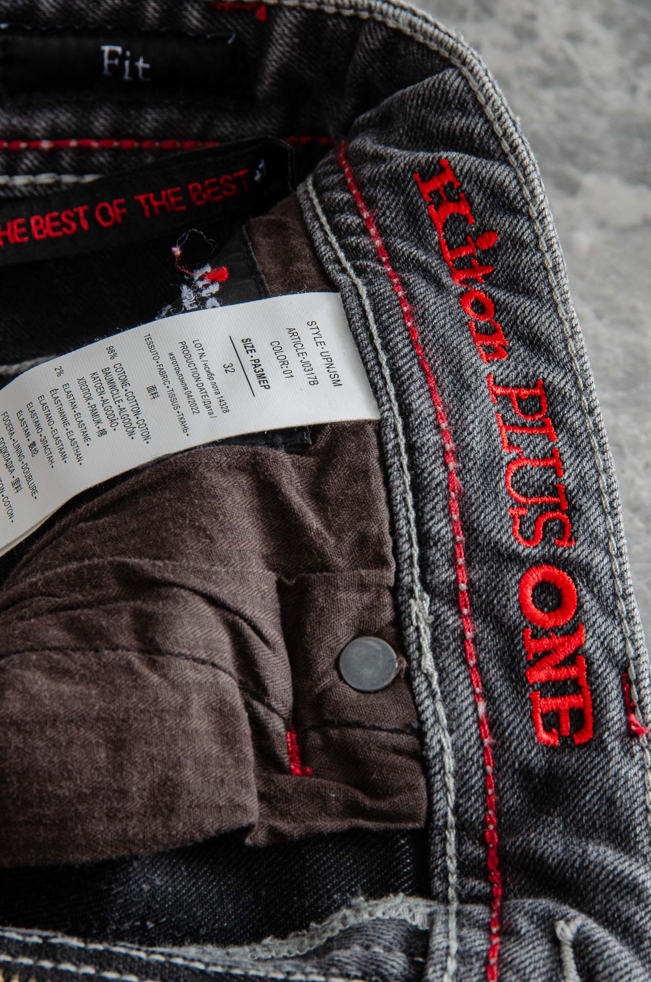 Kit# on 男士时装款商务休闲丹宁牛仔裤最新出品，巴黎秀场演绎款！！高端奢华且非常牛掰的一款丹宁裤装