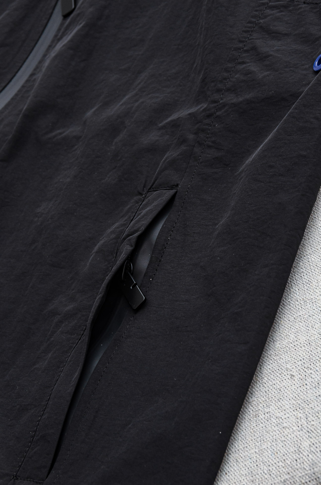 BBR 巴宝莉2025FW 秋冬最新连帽设计男士休闲马甲夹克外套#上身十分的舒适，质感超级的细腻且柔软。