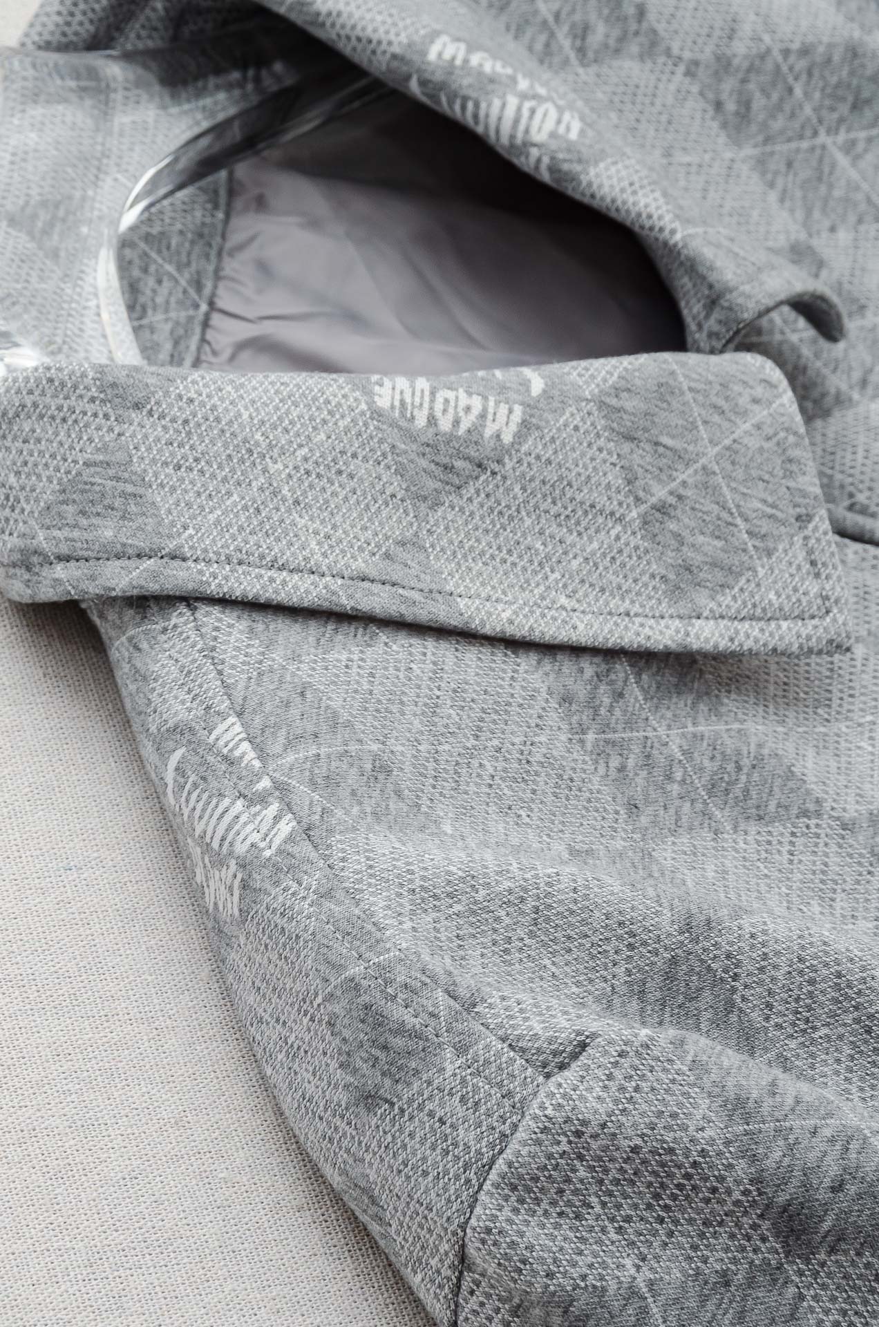 LV 2025FW最新棋盘格男士翻领夹克外套#这个季节适合各种穿搭，让您在享受时尚的同时，也能感受到温暖