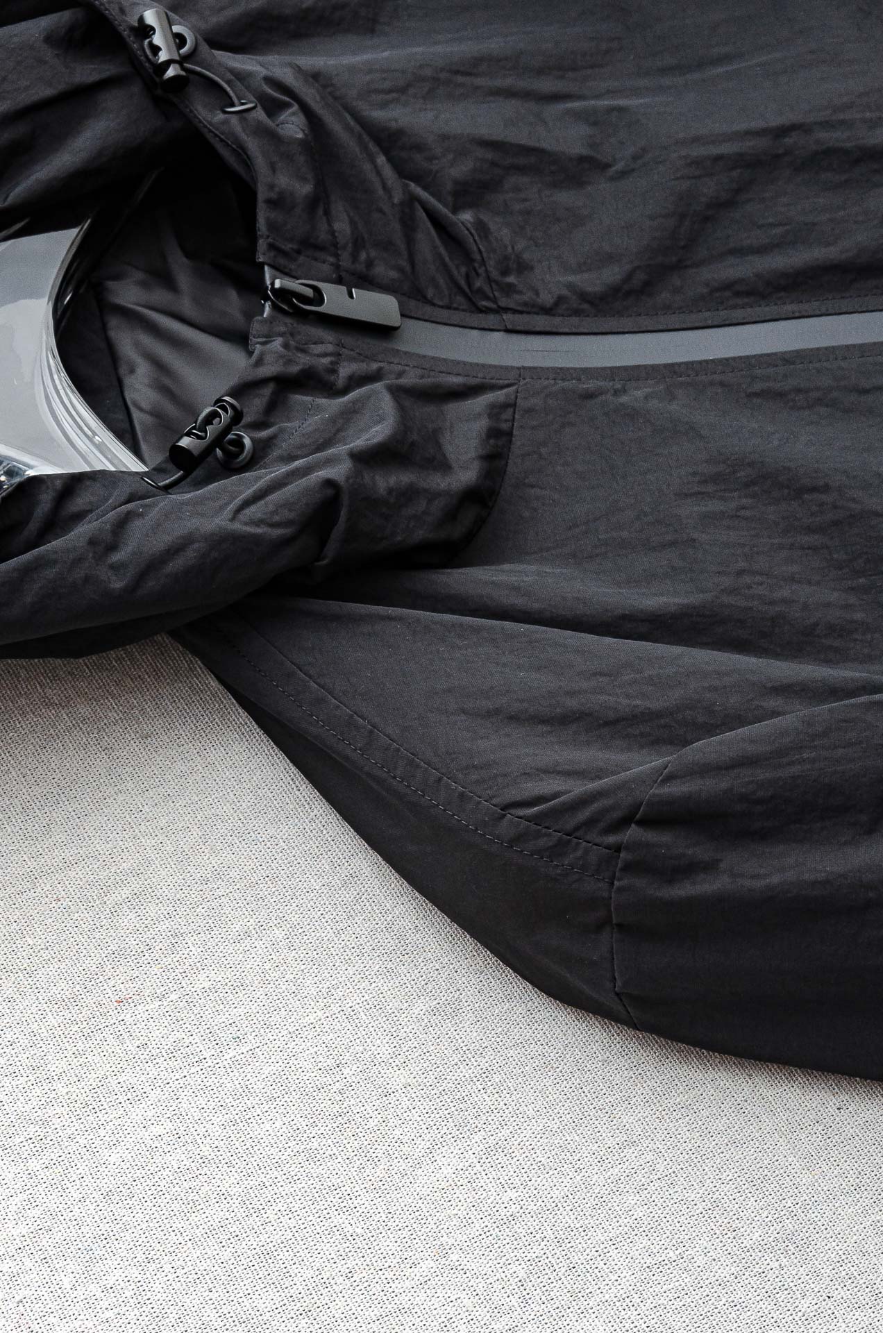 BUR#BERRY 巴宝/莉2025新品连帽防水夹克外套，同步官网发售！原厂代工出品，该款夹克外层超柔聚