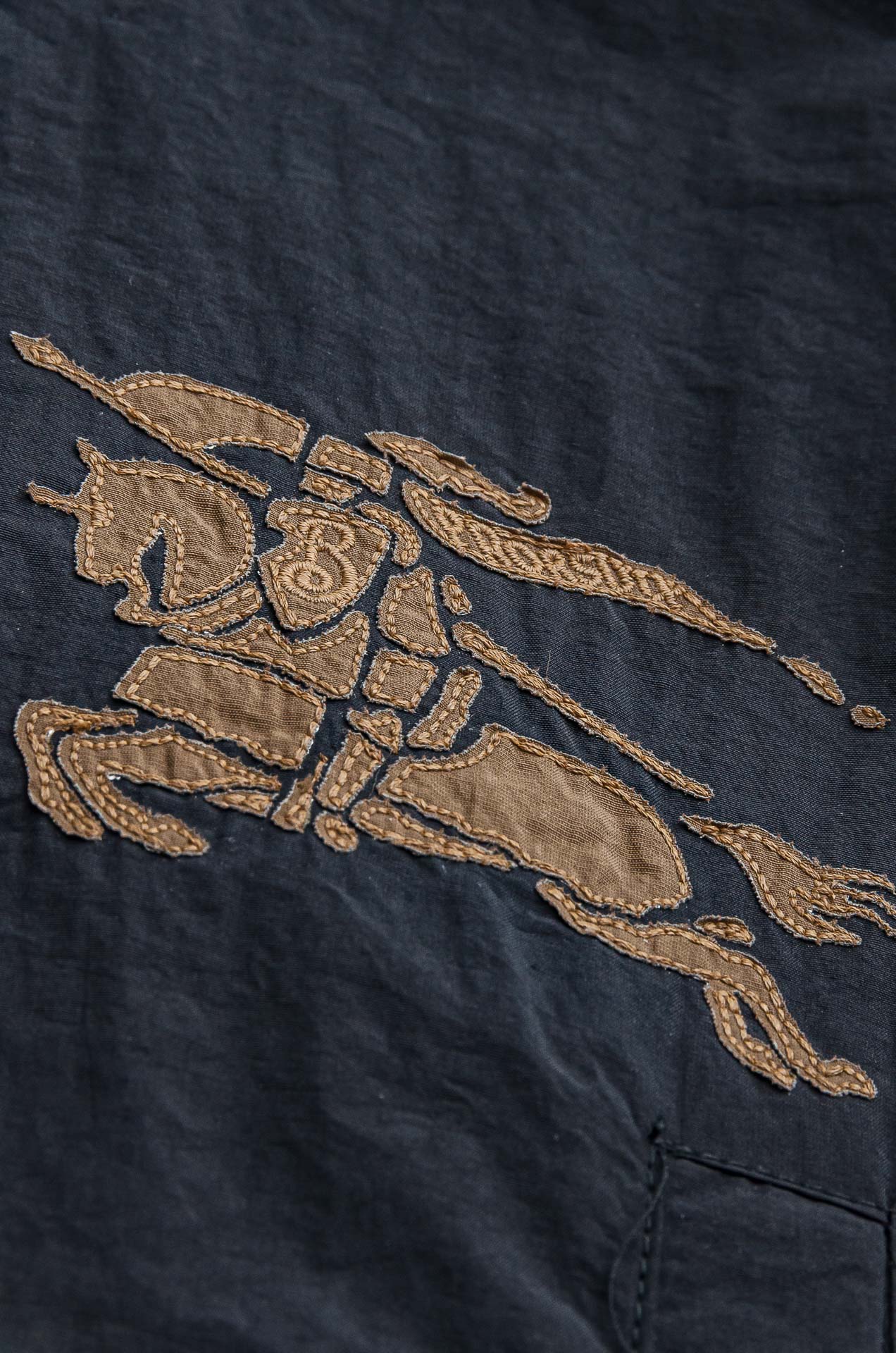 BUR#BERRY 巴宝/莉2025新品连帽防水夹克外套，同步官网发售！原厂代工出品，该款夹克外层超柔聚