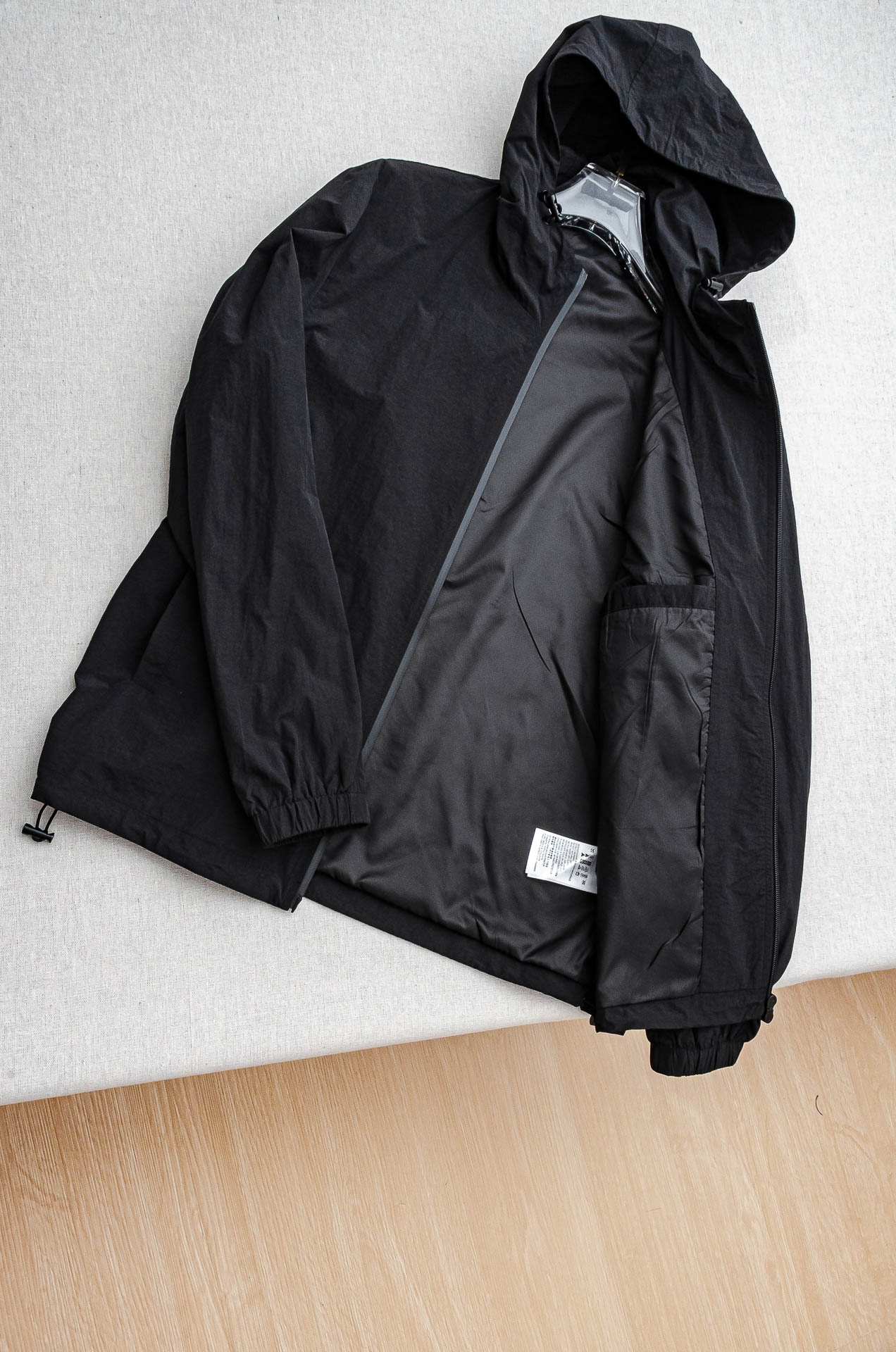 BUR#BERRY 巴宝/莉2025新品连帽防水夹克外套，同步官网发售！原厂代工出品，该款夹克外层超柔聚