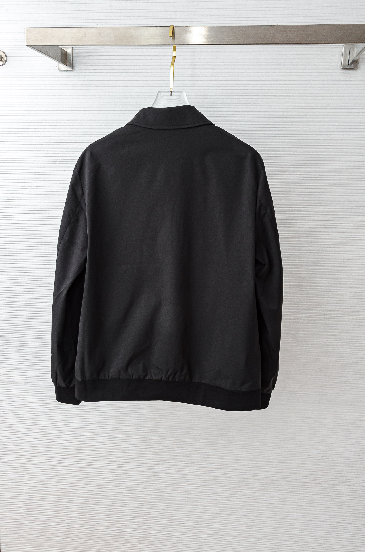 25FW秋冬最新出品 棉质BUR王牌尖货， 原厂原料棉纺厂特供长绒精纺棉质混纺斜纹材质打造。内侧为 Bu