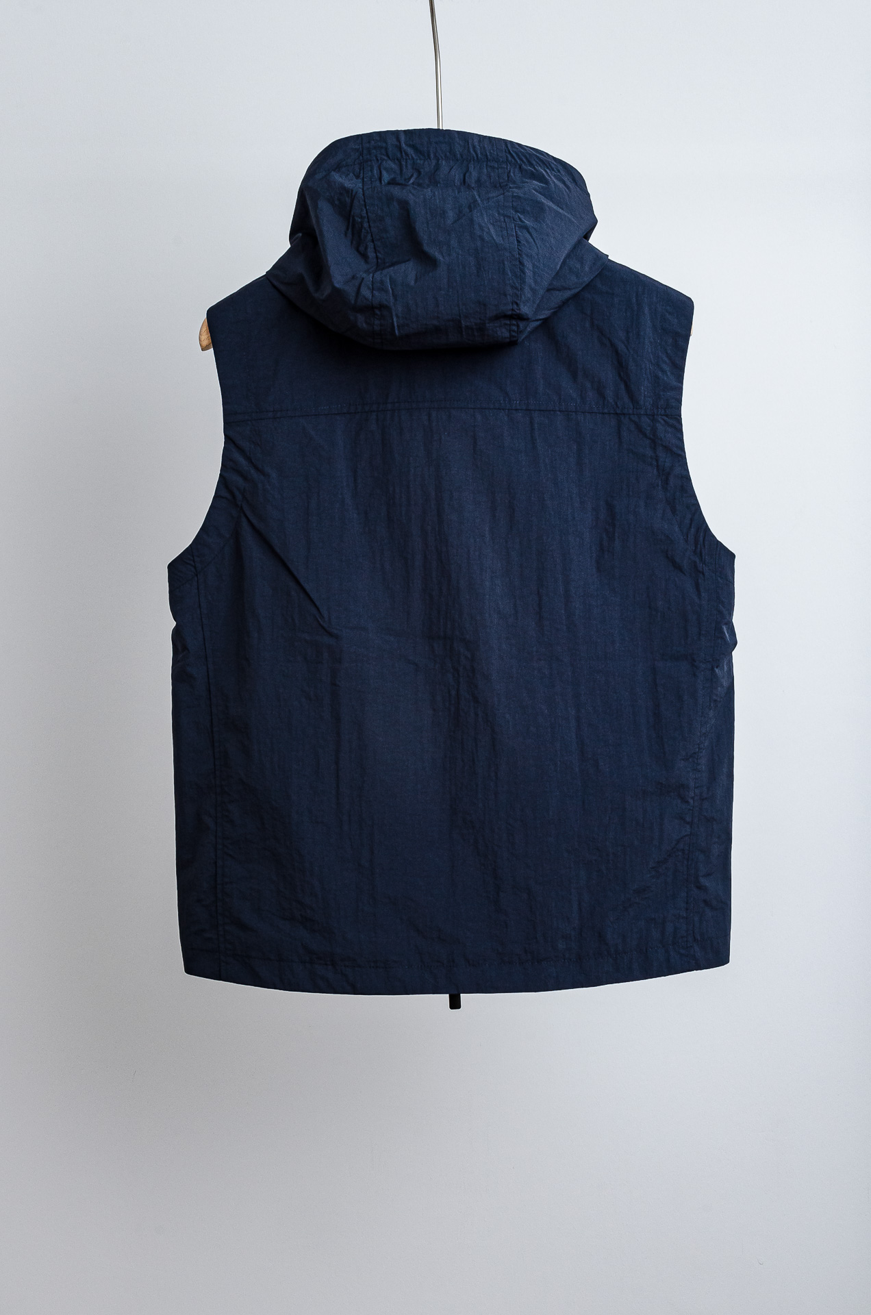 ☀️☀️BURB/ERRY 巴宝/莉2025FW 秋冬最新连帽设计男士休闲马甲夹克外套#轻薄防风面料，柔