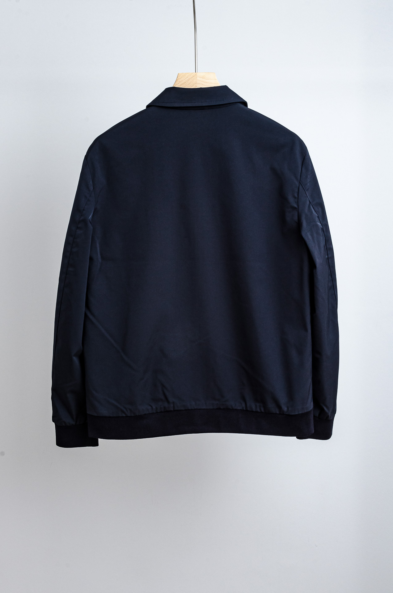 ☀️☀️26 ss最新出品 棉质BUR王牌尖货， 原厂原料棉纺厂特供长绒精纺棉质混纺斜纹材质打造。内侧为