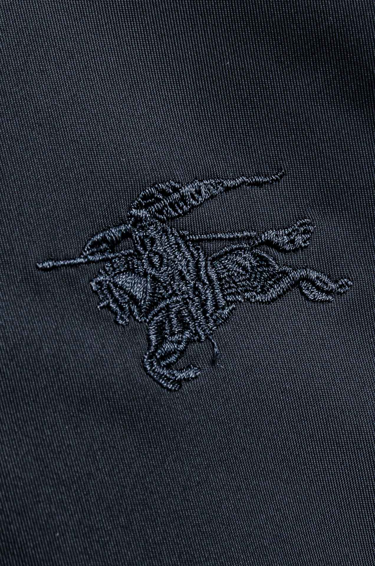 ☀️☀️26 ss最新出品 棉质BUR王牌尖货， 原厂原料棉纺厂特供长绒精纺棉质混纺斜纹材质打造。内侧为