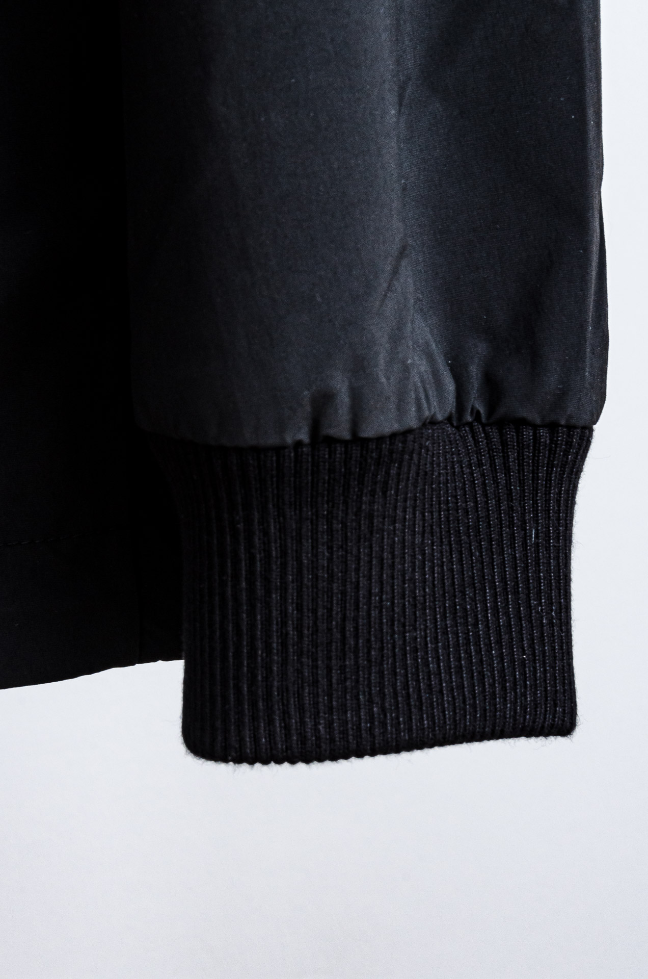 ☀️☀️MONC* LER*.蒙口2025FW最新秋冬新品，连帽防水夹克外套#同步官网发售！该款夹克外层