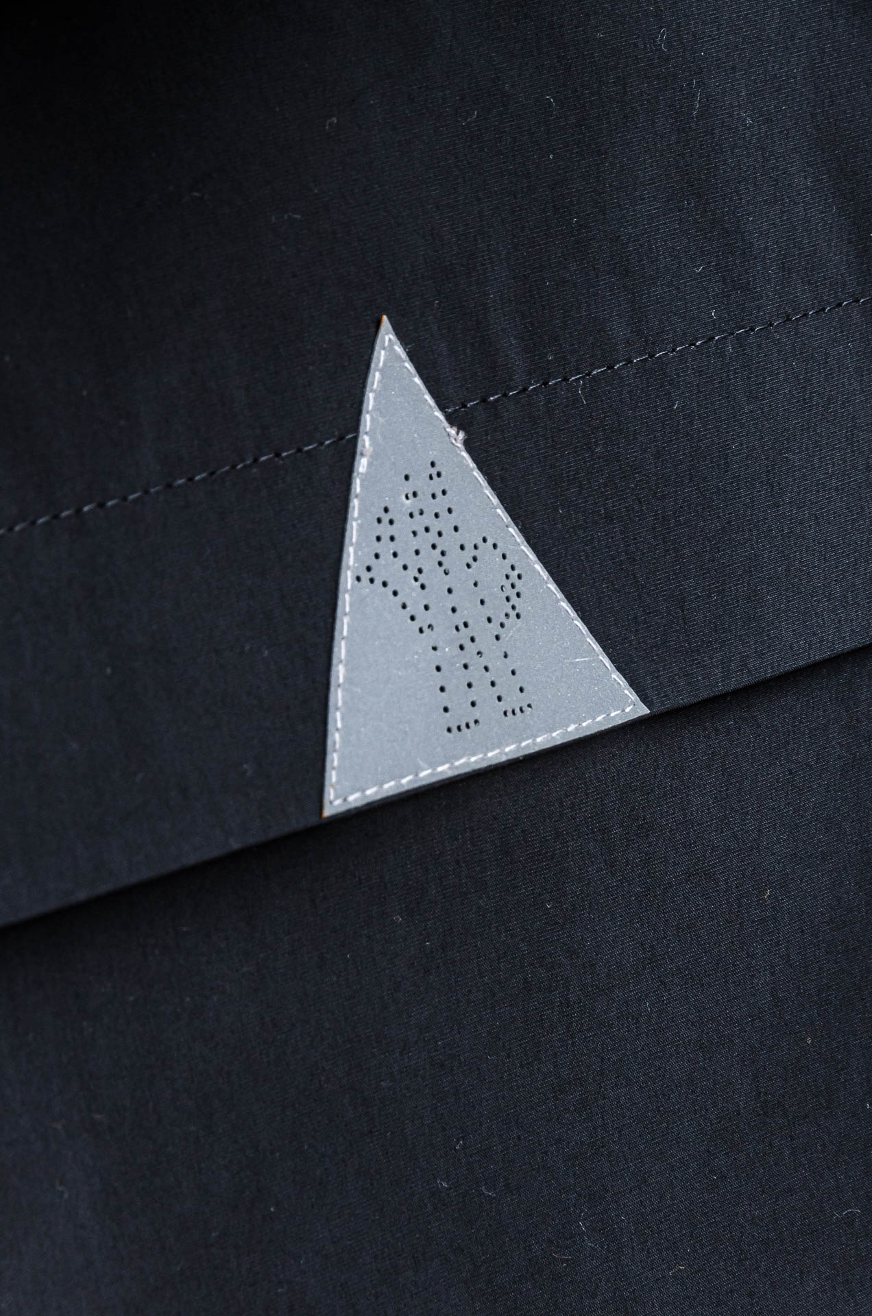 ☀️☀️MONC* LER*.蒙口2025FW最新秋冬新品，连帽防水夹克外套#同步官网发售！该款夹克外层