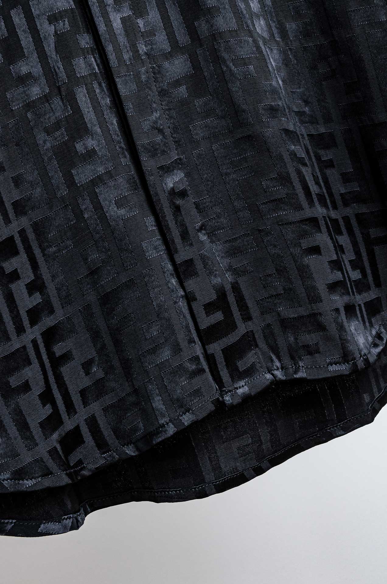 ☀️☀️Fendi 芬迪26新款满幅提花衬衣 #都市简约个性高级风，经典全景提花字母图案设计!最新时尚潮