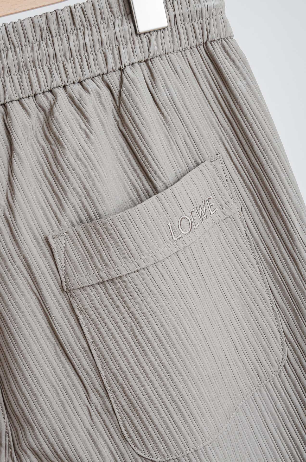 ☀️☀️ 罗意威LOEWE 立体刺绣修饰弹力抽绳腰头男士休闲舒适直筒长裤其匠心打造，毋庸置疑的极品重磅，