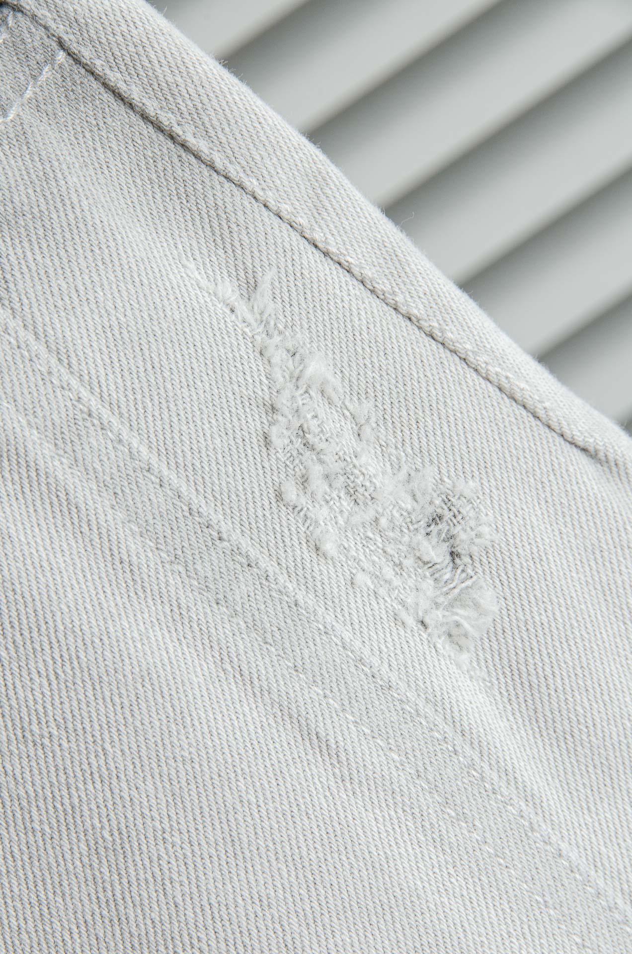 New# 巴黎世家2025最新弹力松紧腰男士休闲运动长裤#专为追求时尚与舒适的您而设计。极简的风格构造大