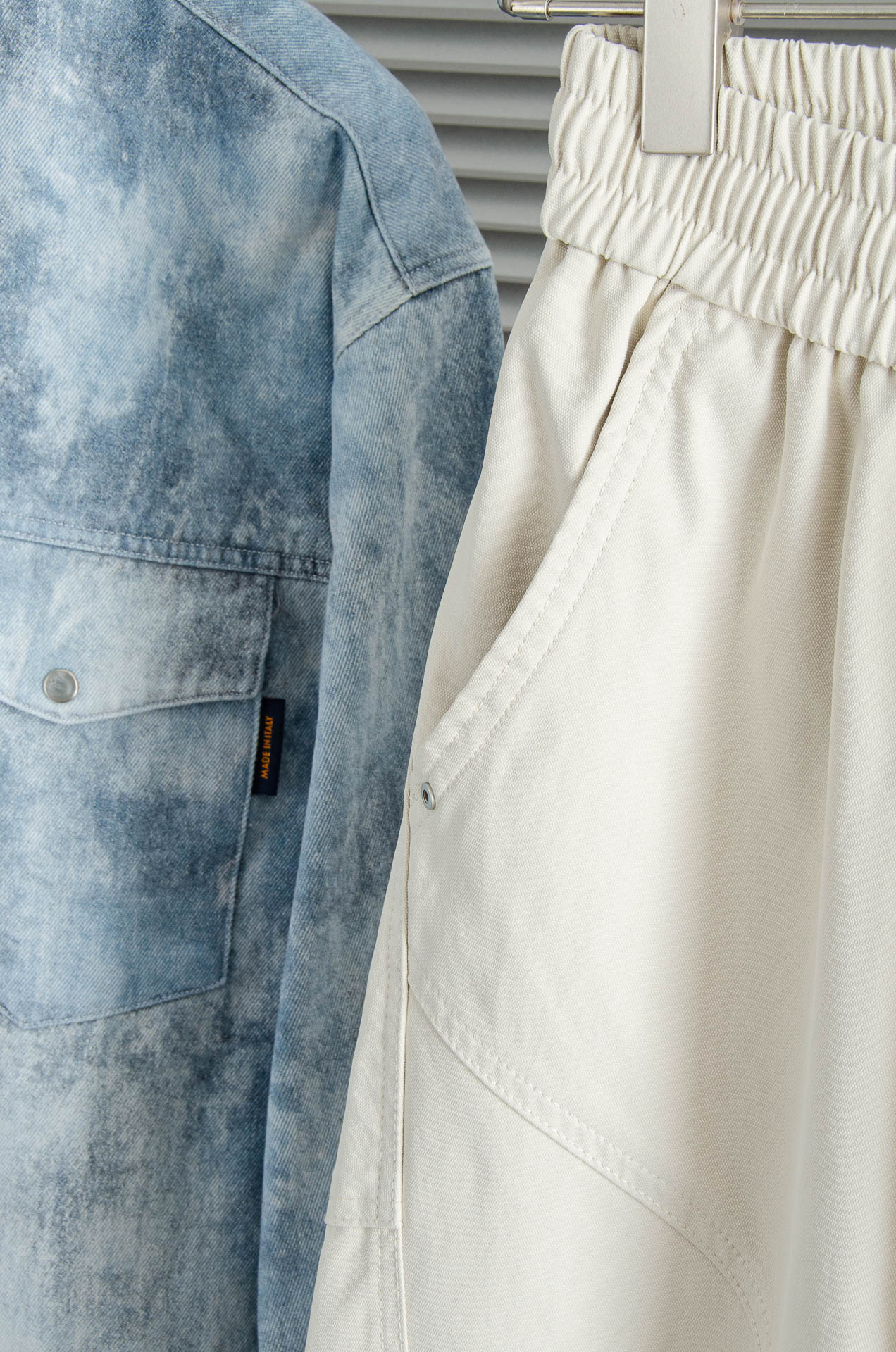 New# LV 2025最新弹力松紧腰搭配抽绳男士休闲运动长裤#专为追求时尚与舒适的您而设计。极简的风格