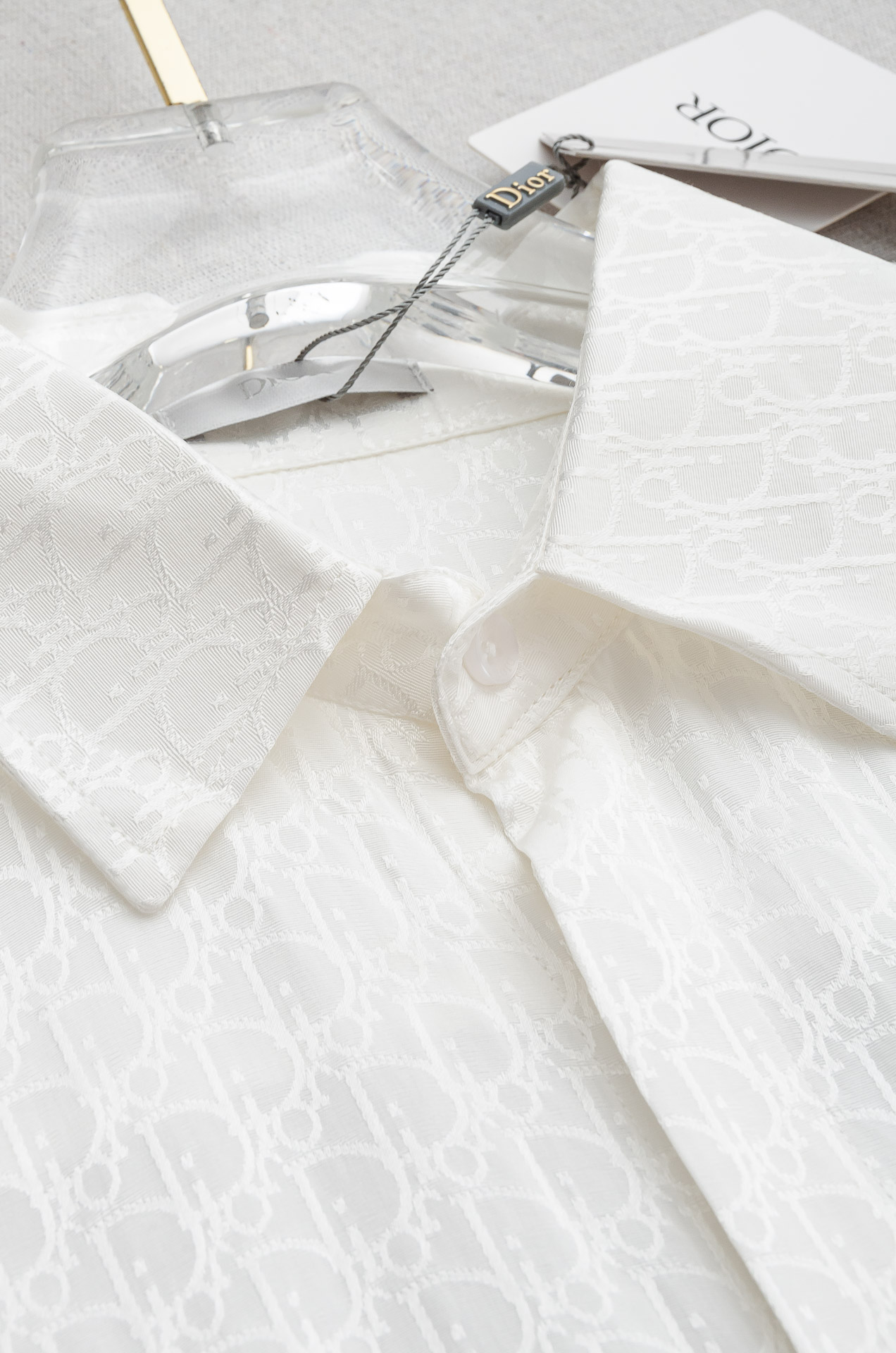 迪奥dior2025新款满幅提花衬衣 #都市简约个性高级风，经典全景提花字母图案设计!最新时尚潮流人气产