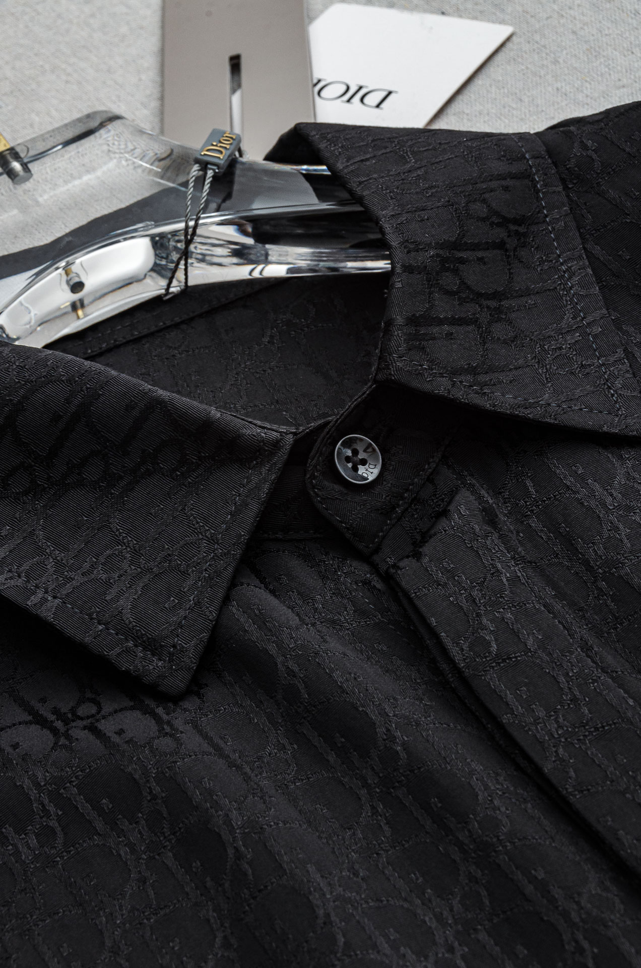 迪奥dior2025新款满幅提花衬衣 #都市简约个性高级风，经典全景提花字母图案设计!最新时尚潮流人气产