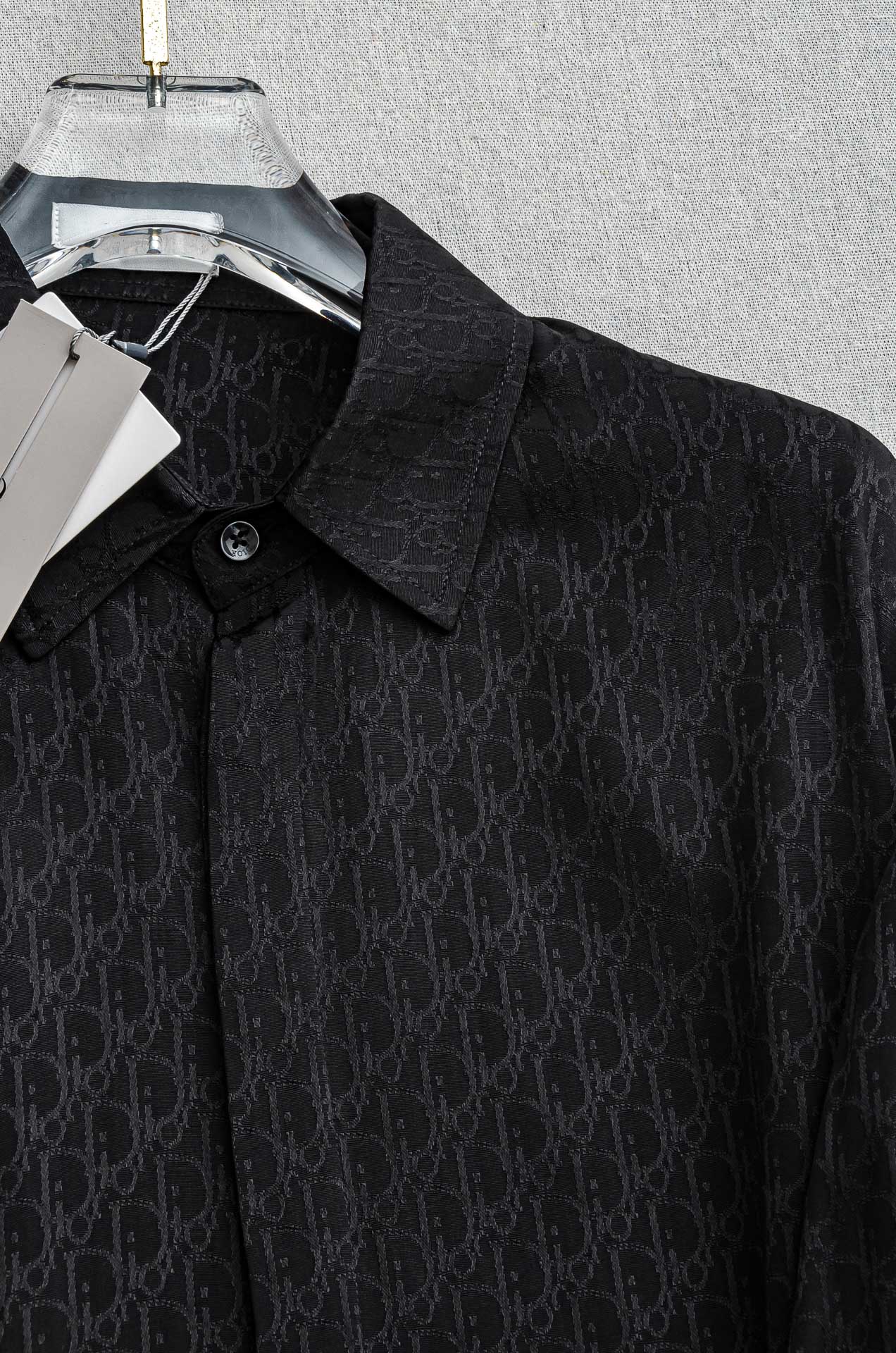 迪奥dior2025新款满幅提花衬衣 #都市简约个性高级风，经典全景提花字母图案设计!最新时尚潮流人气产