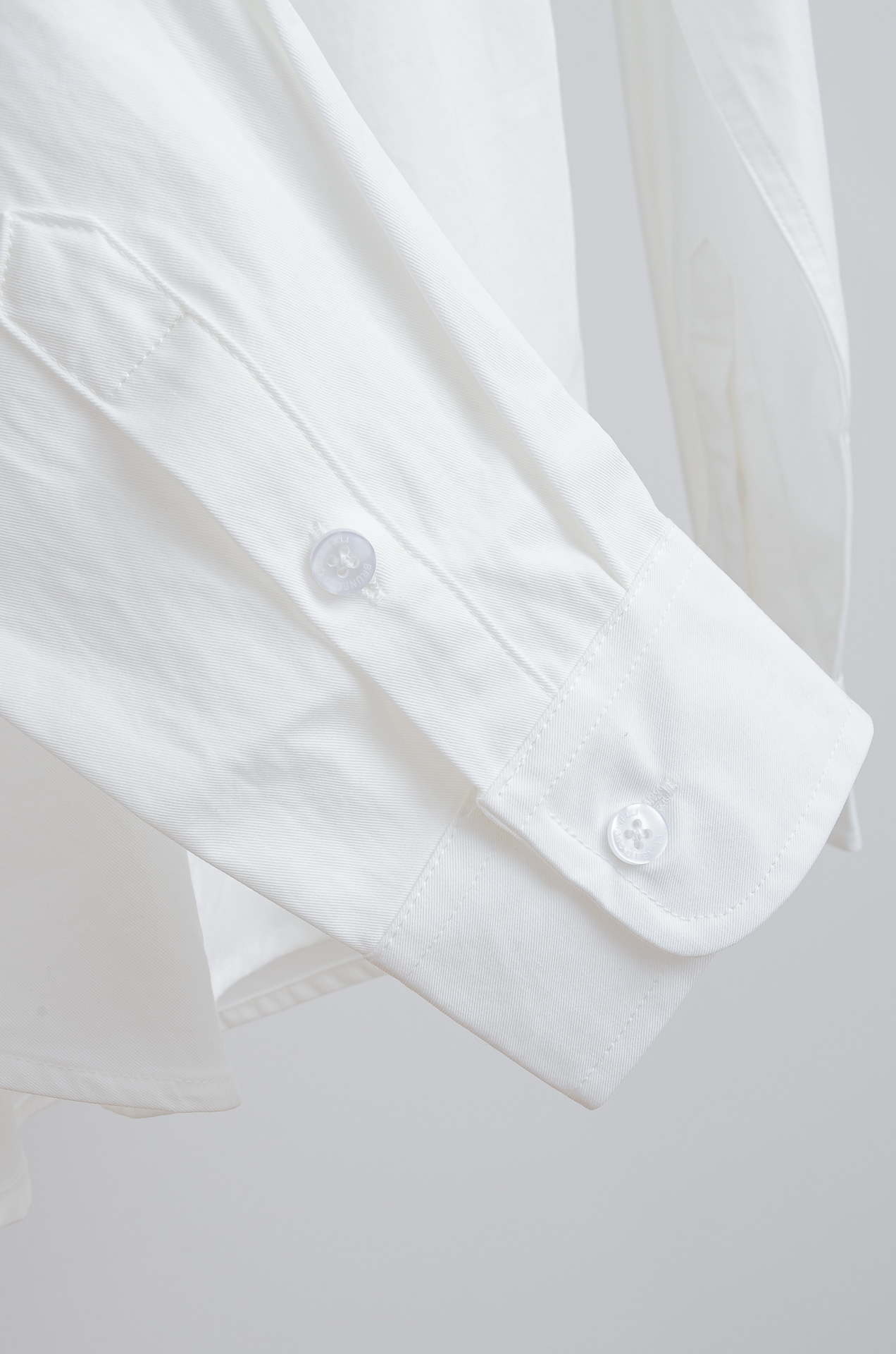 ☀️☀️ BC 26最新男士牛津布长袖衬衫，香港贸易公司货，纯正洋行渠道，品相完美如斯，高端意大利原厂出