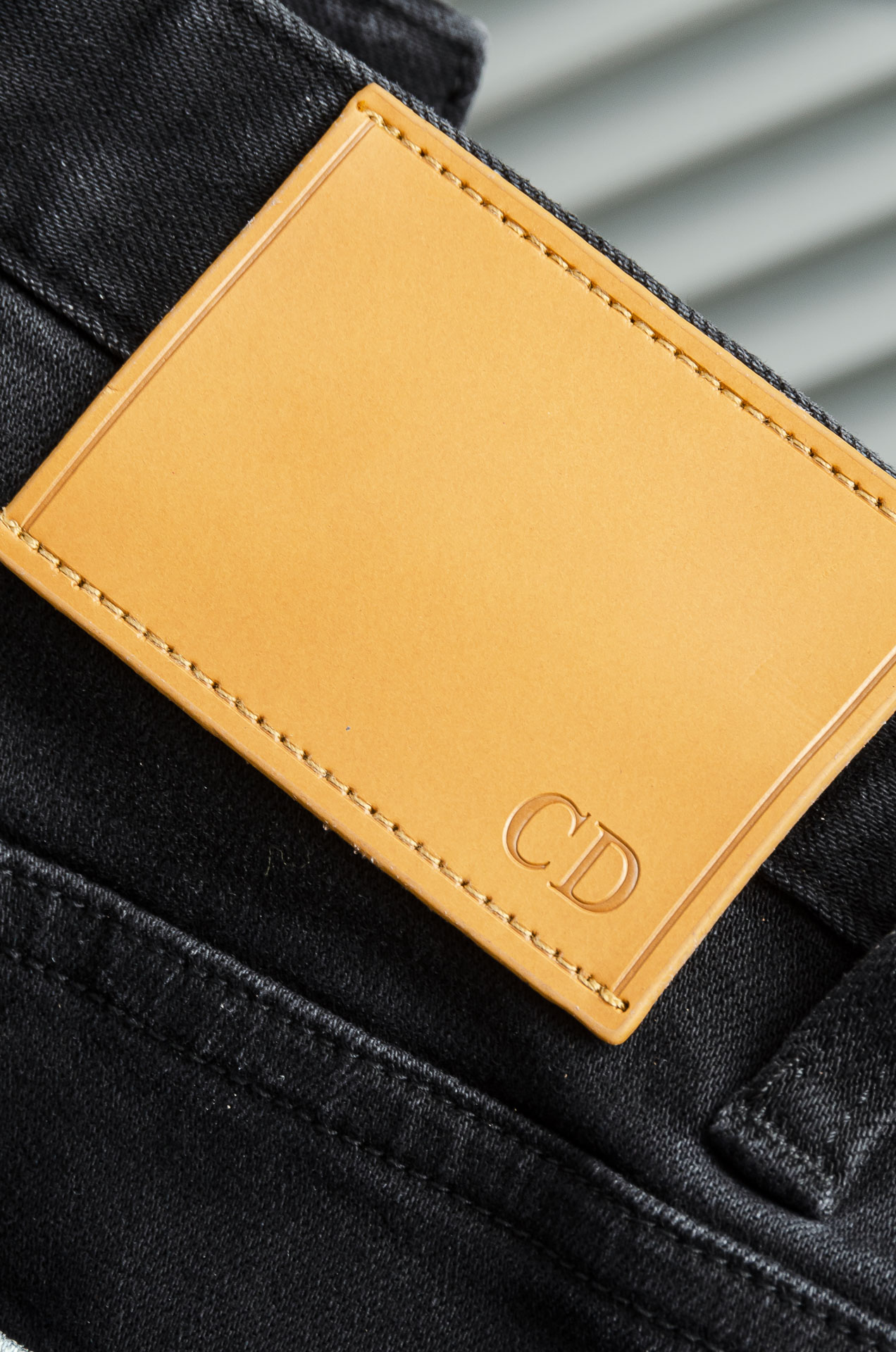 Dior 迪奥 2025男士时尚直筒牛仔长裤！最新裤装单品奉献，所有品质控男粉必须入手的极品，这样一条段