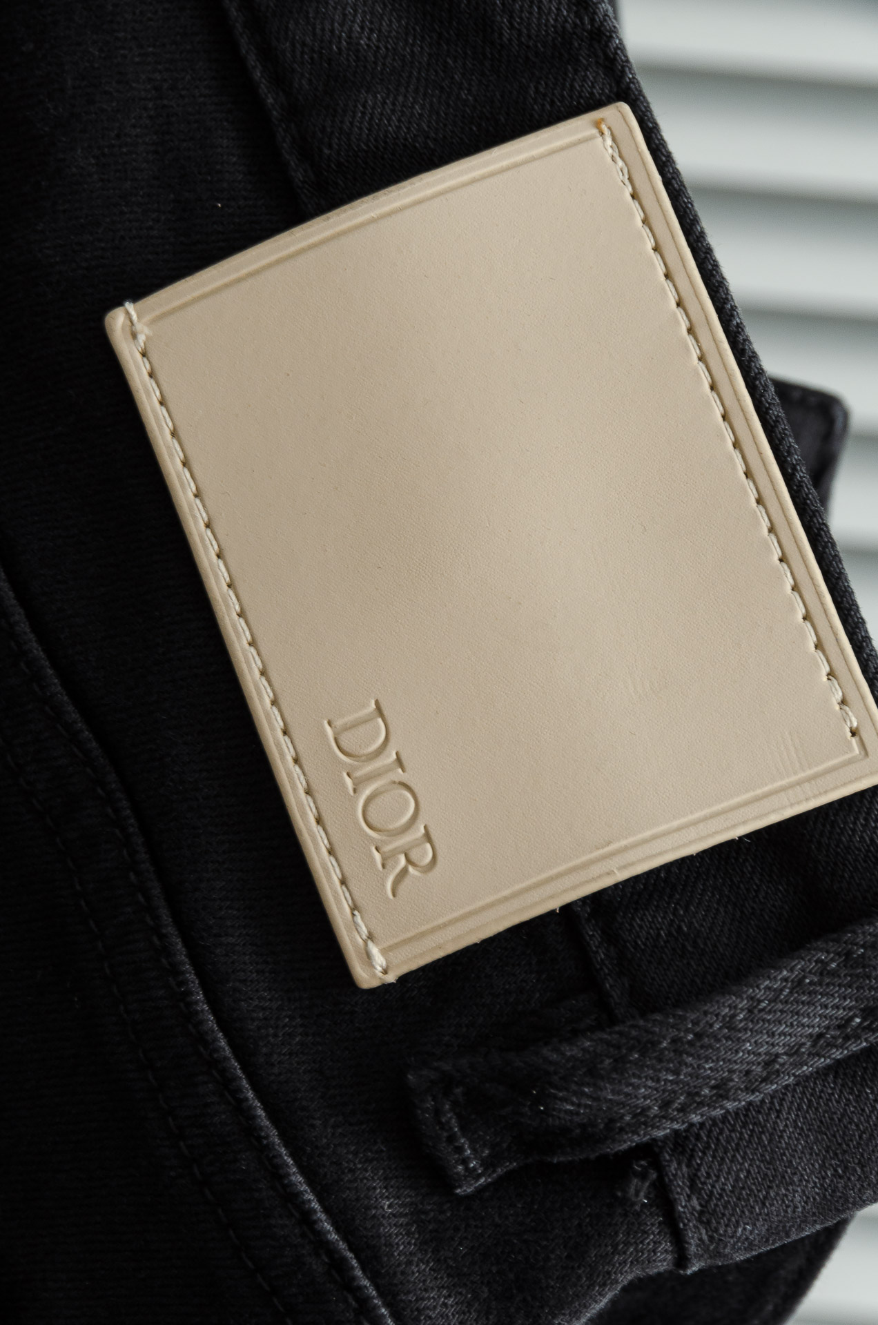 Dior 迪奥 2025男士时尚直筒牛仔长裤！最新裤装单品奉献，所有品质控男粉必须入手的极品，这样一条段