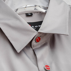 kiton2025新品 流光质感缎面面料,休闲定制纽扣免烫男士典雅纯色翻领长袖衬衫真的是秋季必备款了,抗 kiton2025新品 流光质感缎面面料,休闲定制纽扣免烫男士典雅纯色翻领长袖衬衫真的是秋季必备款了,抗