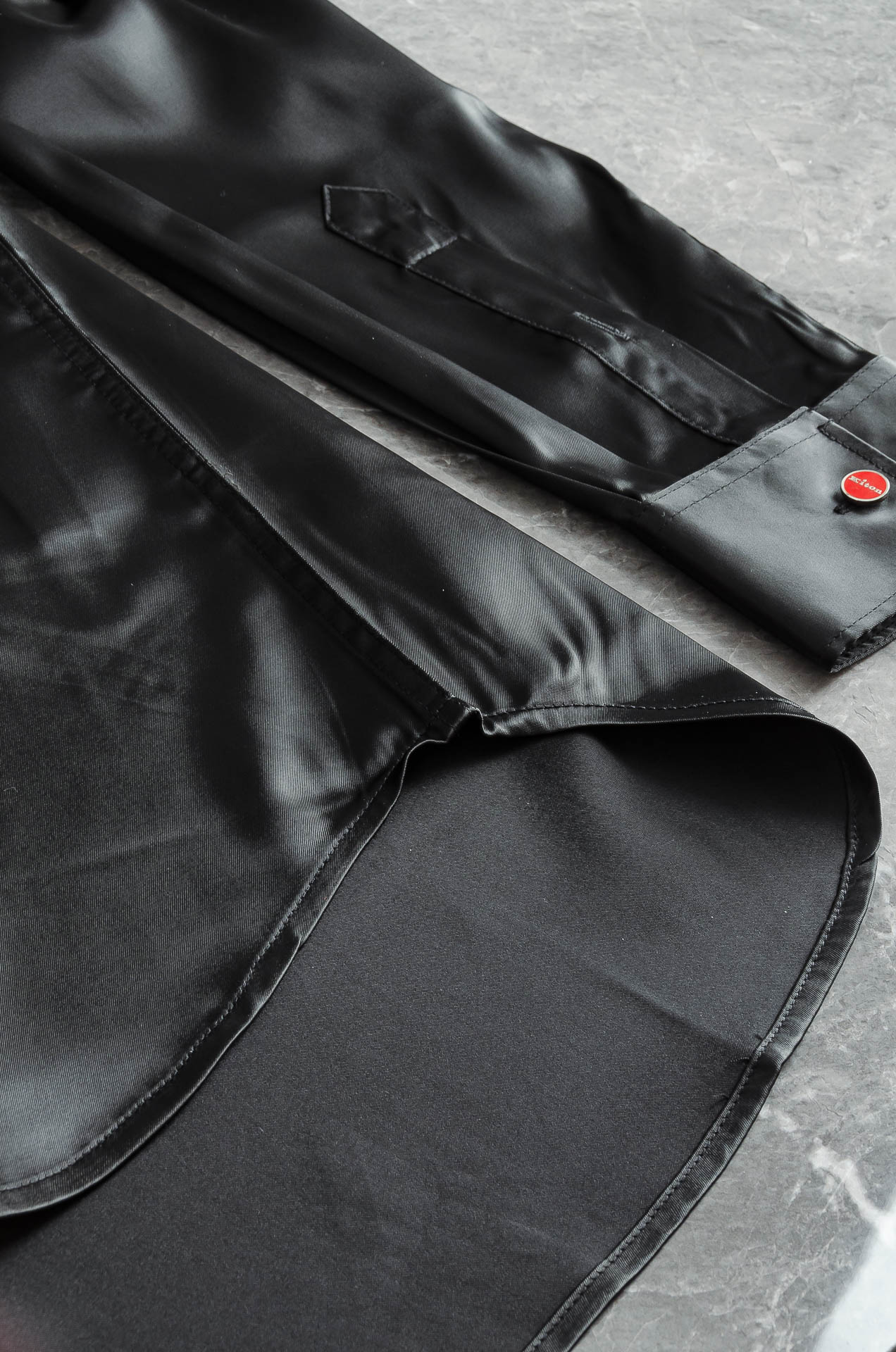 kiton2025新品 流光质感缎面面料，休闲定制纽扣免烫男士典雅纯色翻领长袖衬衫真的是秋季必备款了，抗