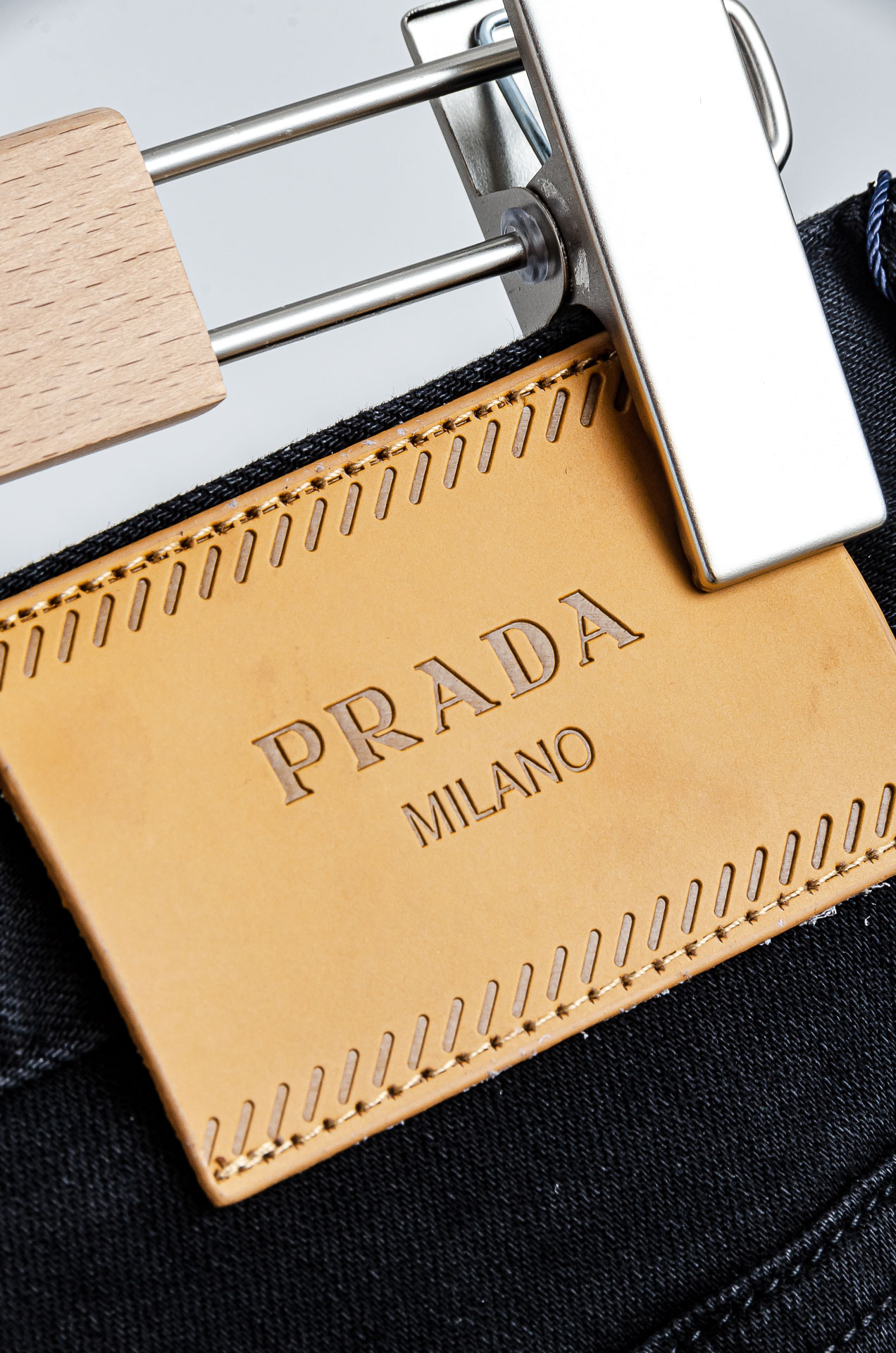 ☀️☀️Prada普拉达2026男士时尚直筒牛仔长裤！最新裤装单品奉献，所有品质控男粉必须入手的极品，这