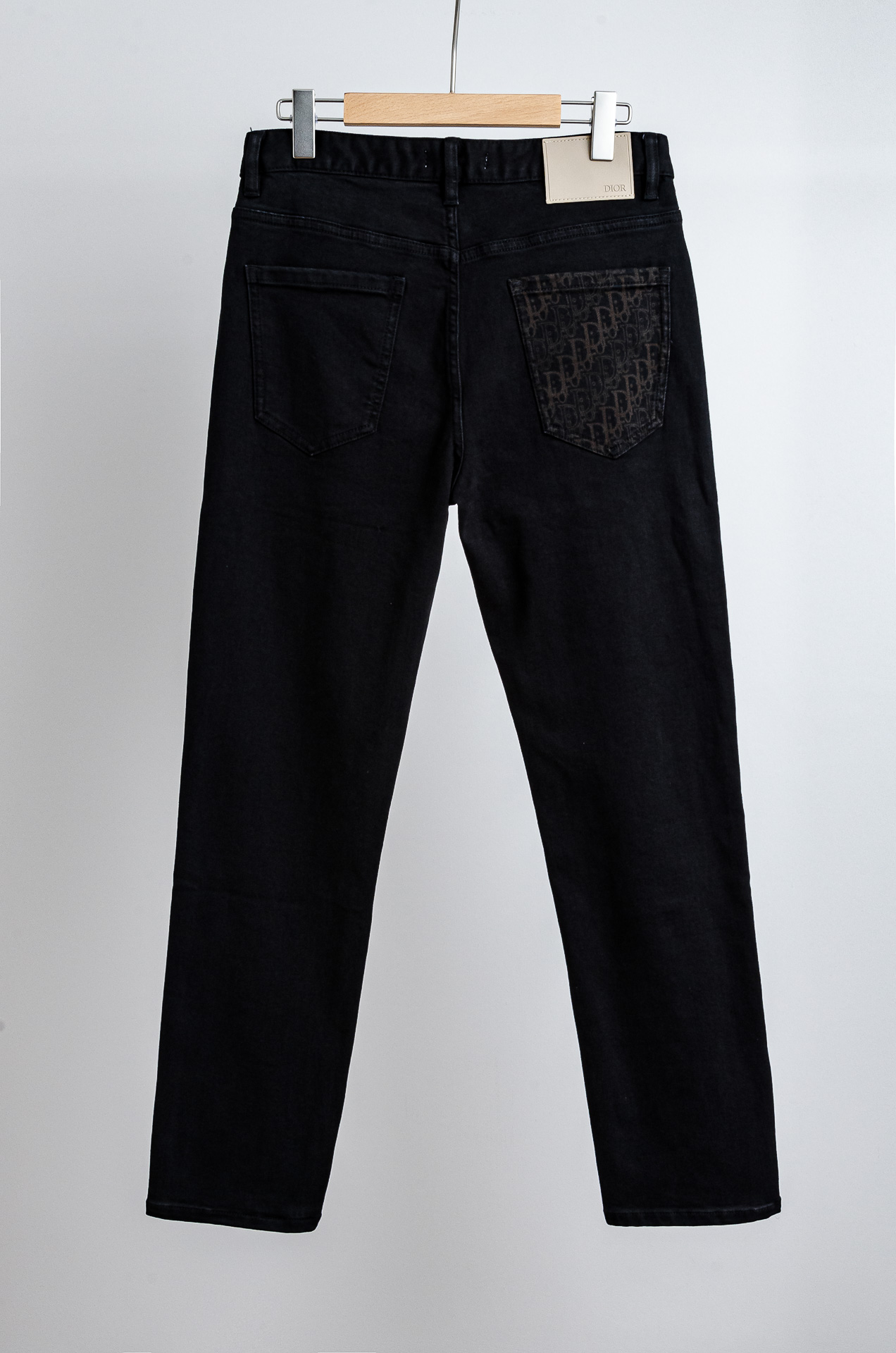 ☀️☀️迪奥dior2026男士时尚直筒牛仔长裤！最新裤装单品奉献，所有品质控男粉必须入手的极品，这样一