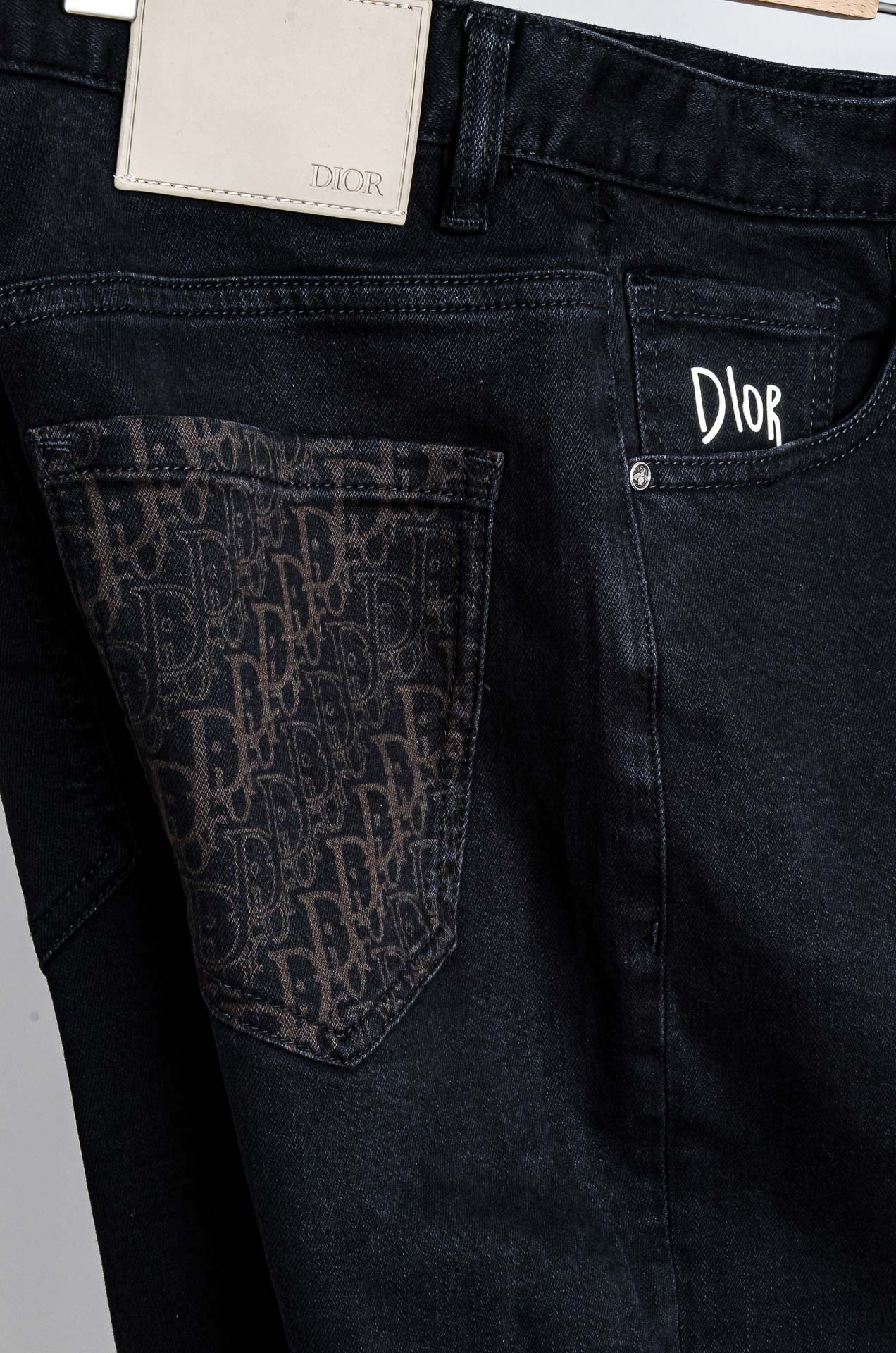 ☀️☀️迪奥dior2026男士时尚直筒牛仔长裤！最新裤装单品奉献，所有品质控男粉必须入手的极品，这样一