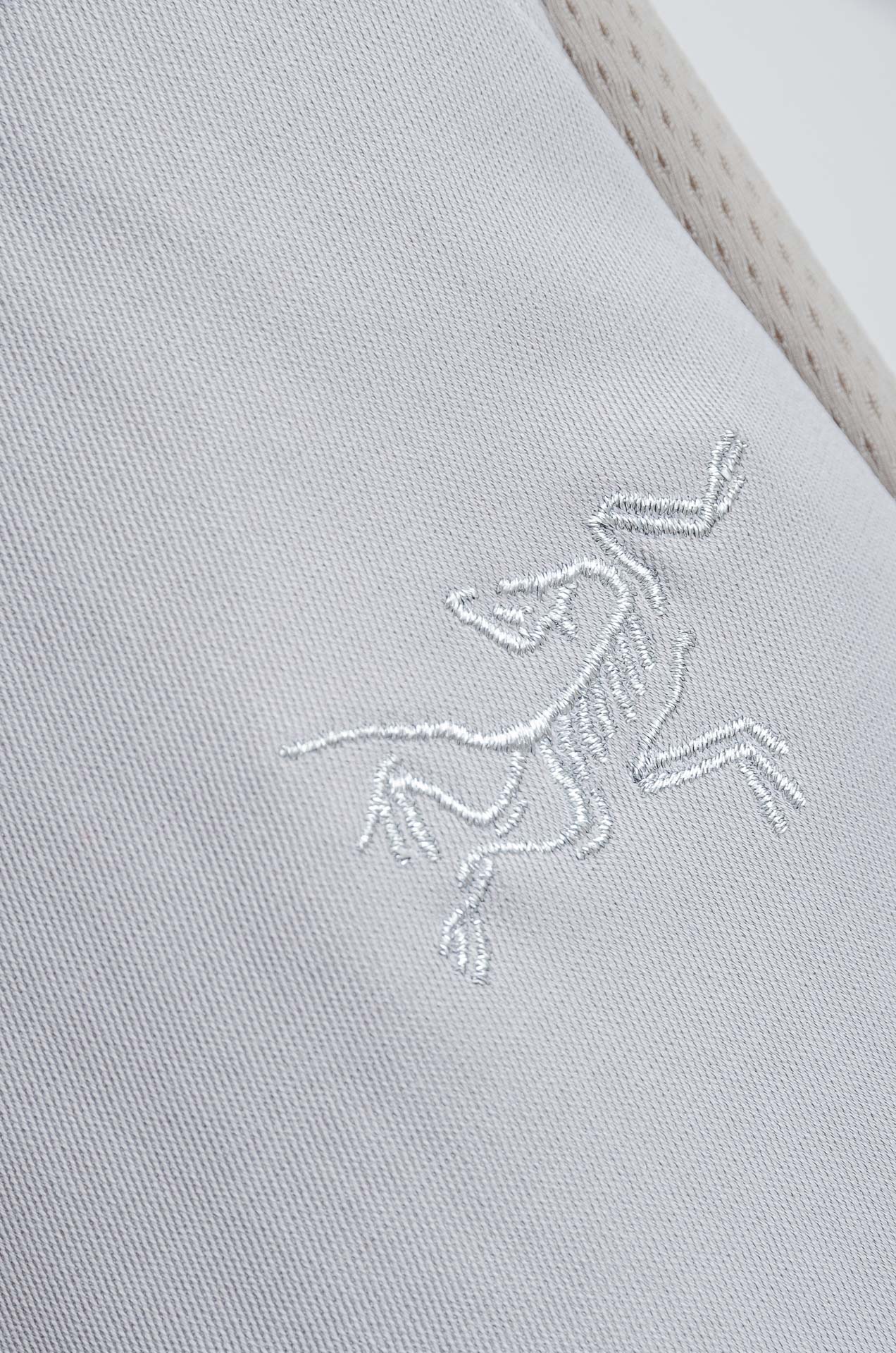 ☀️☀️始祖鸟2026 立体刺绣修饰弹力抽绳腰头男士休闲舒适直筒长裤其匠心打造，毋庸置疑的极品重磅，无需