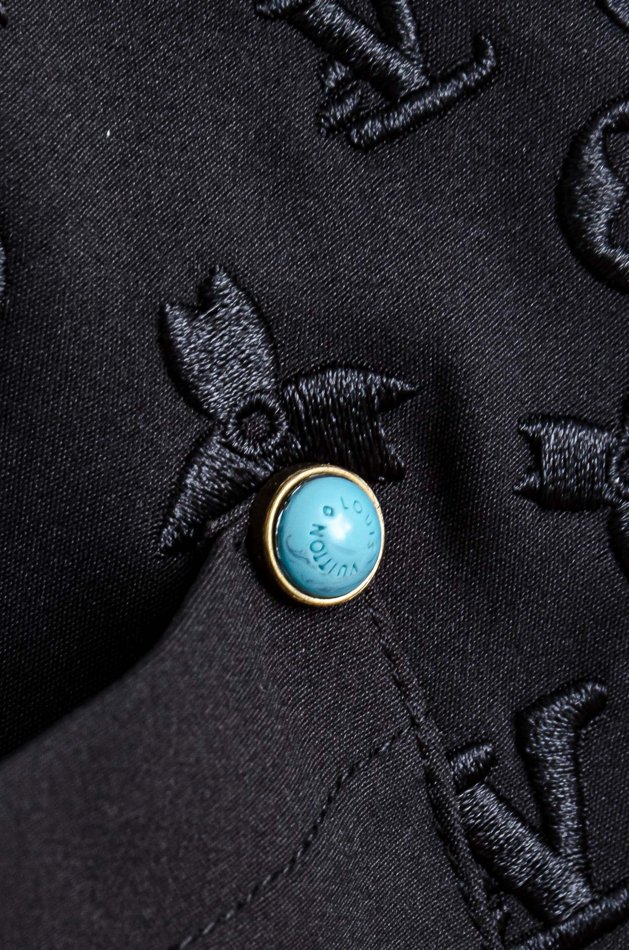 ☀️☀️L＊V. 2026ss立体刺绣修饰弹力抽绳腰头男士休闲舒适直筒长裤其匠心打造，毋庸置疑的极品重磅