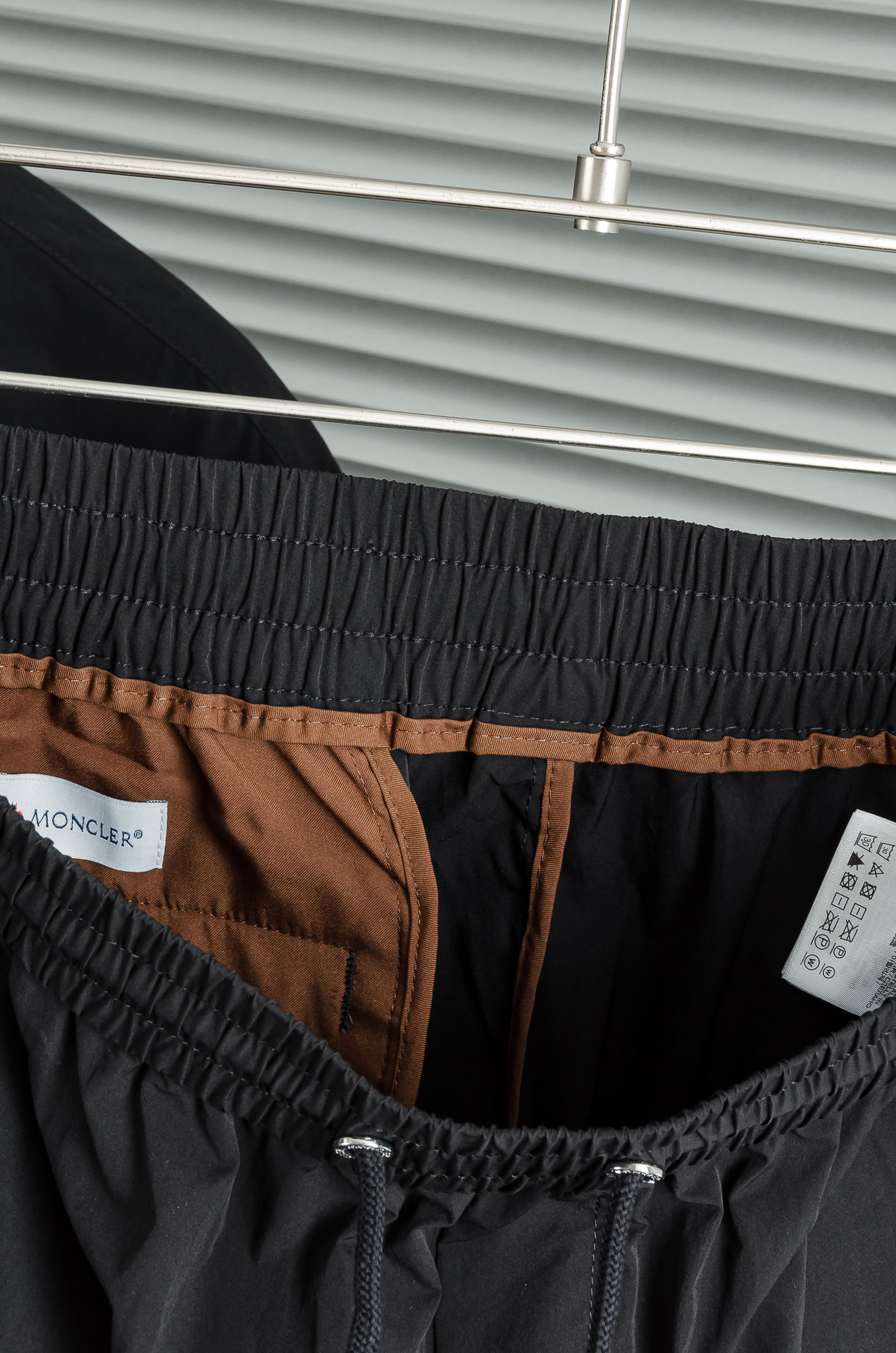 Moncler 2025FW科技轻薄尼龙面料夹克套装#(夹克外套+长裤)贸易公司稀有面料流出，市面上罕见