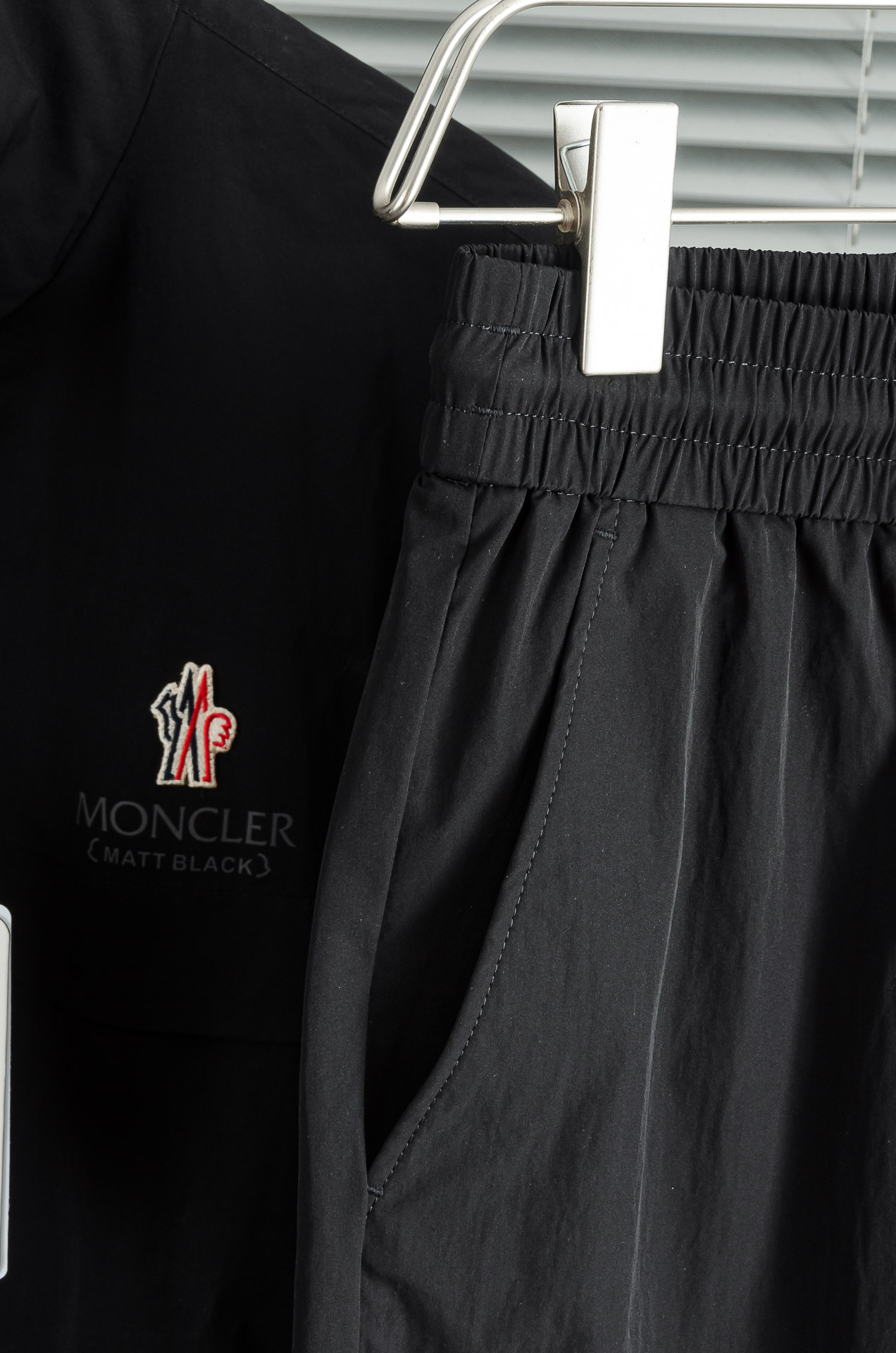 Moncler 2025FW科技轻薄尼龙面料夹克套装#(夹克外套+长裤)贸易公司稀有面料流出，市面上罕见