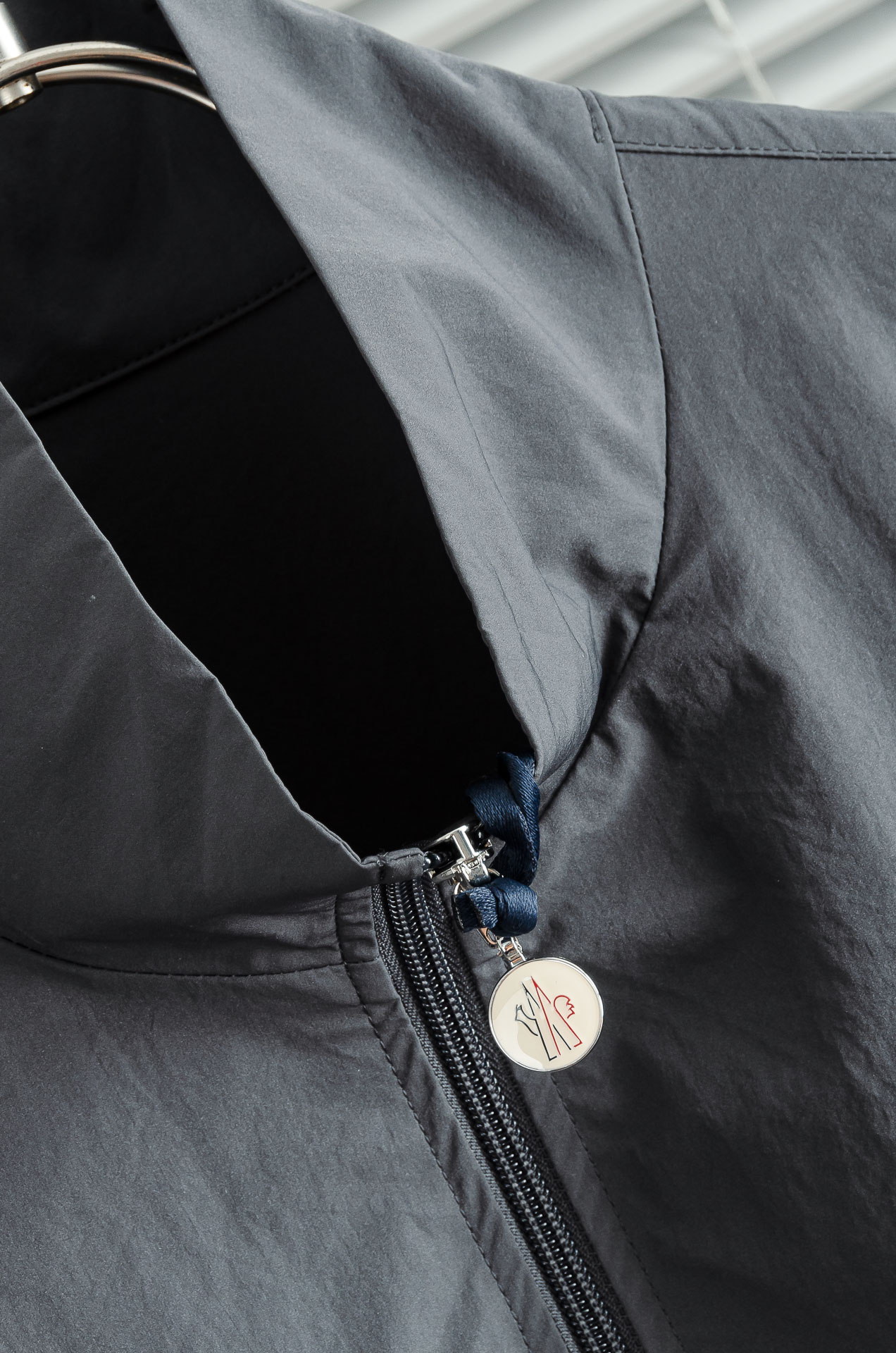 Moncler 2025FW科技轻薄尼龙面料夹克套装#(夹克外套+长裤)贸易公司稀有面料流出，市面上罕见