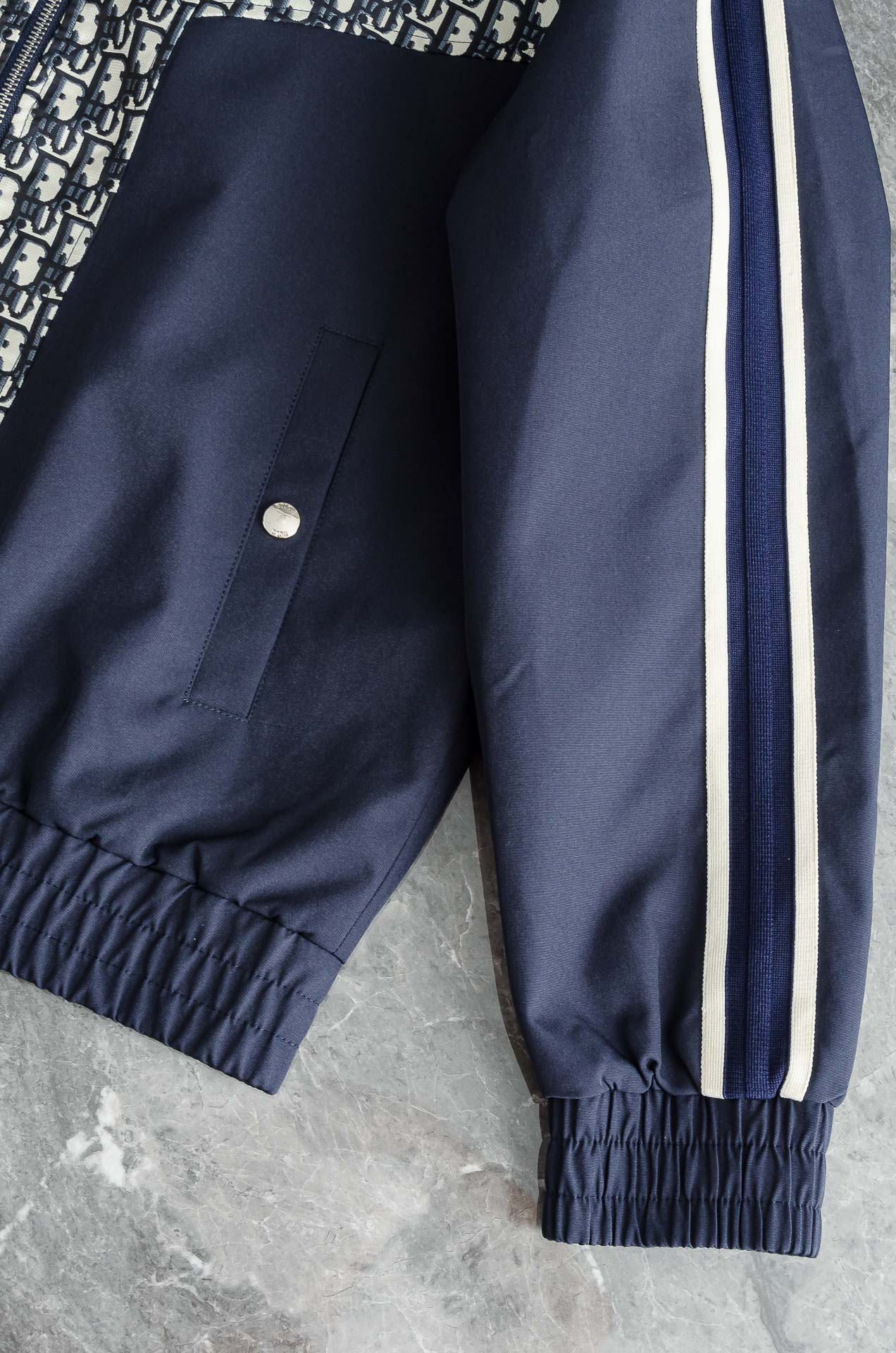 Dior Oblique Hooded Utility Vest迪奥经典老花夹克外套｜实用主义中的法式美