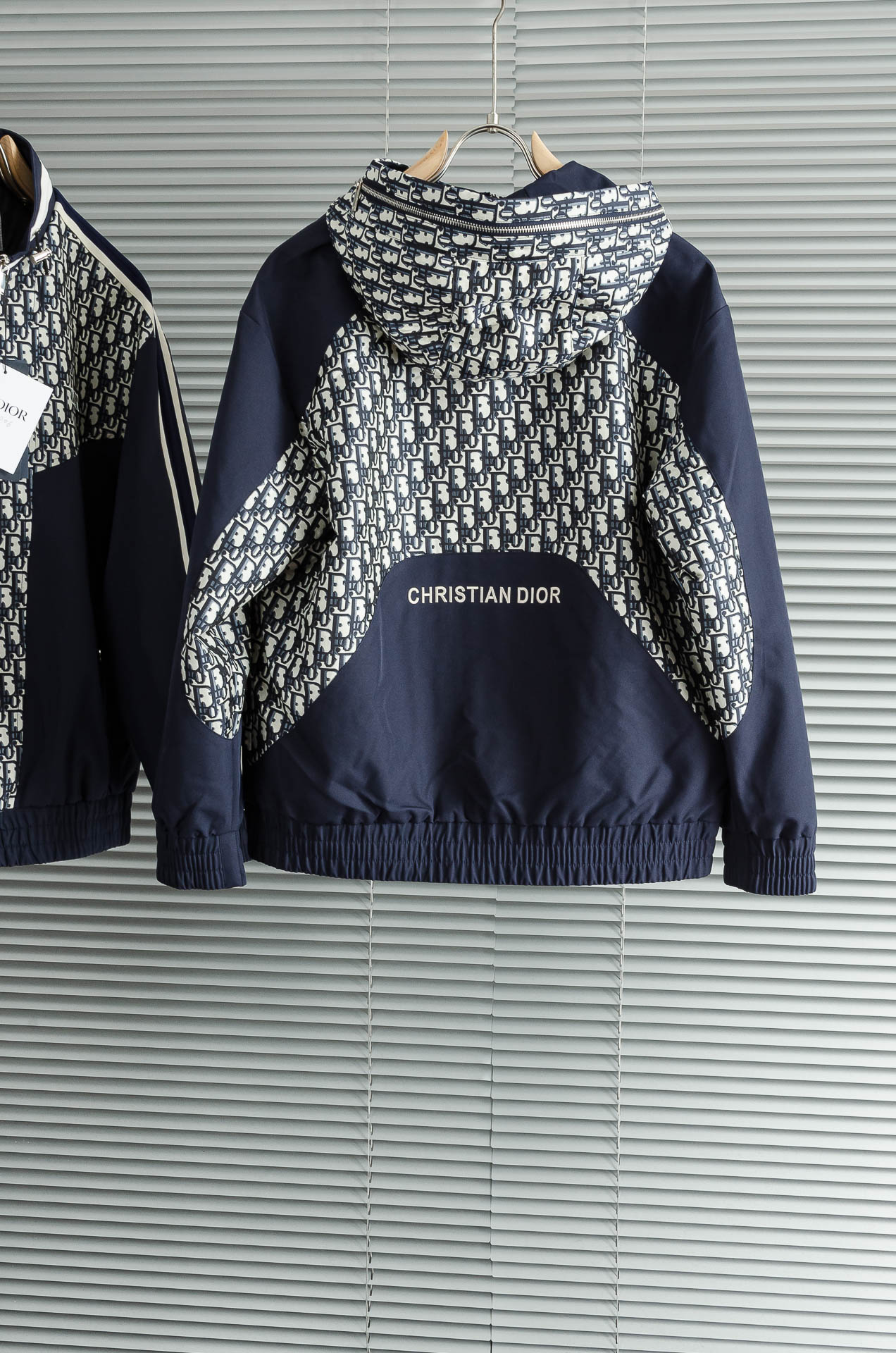 Dior Oblique Hooded Utility Vest迪奥经典老花夹克外套｜实用主义中的法式美