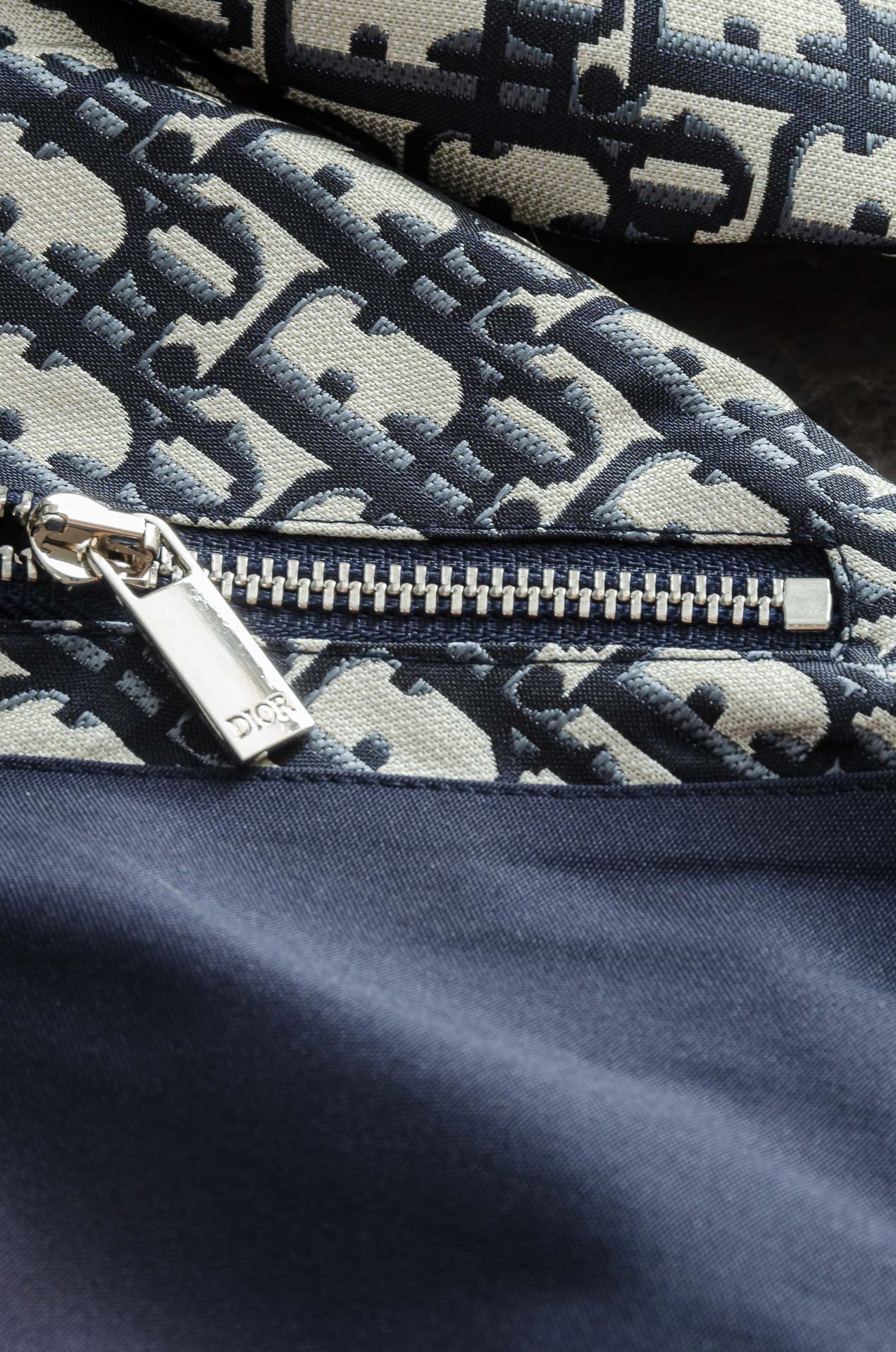 Dior Oblique Hooded Utility Vest迪奥经典老花夹克外套｜实用主义中的法式美