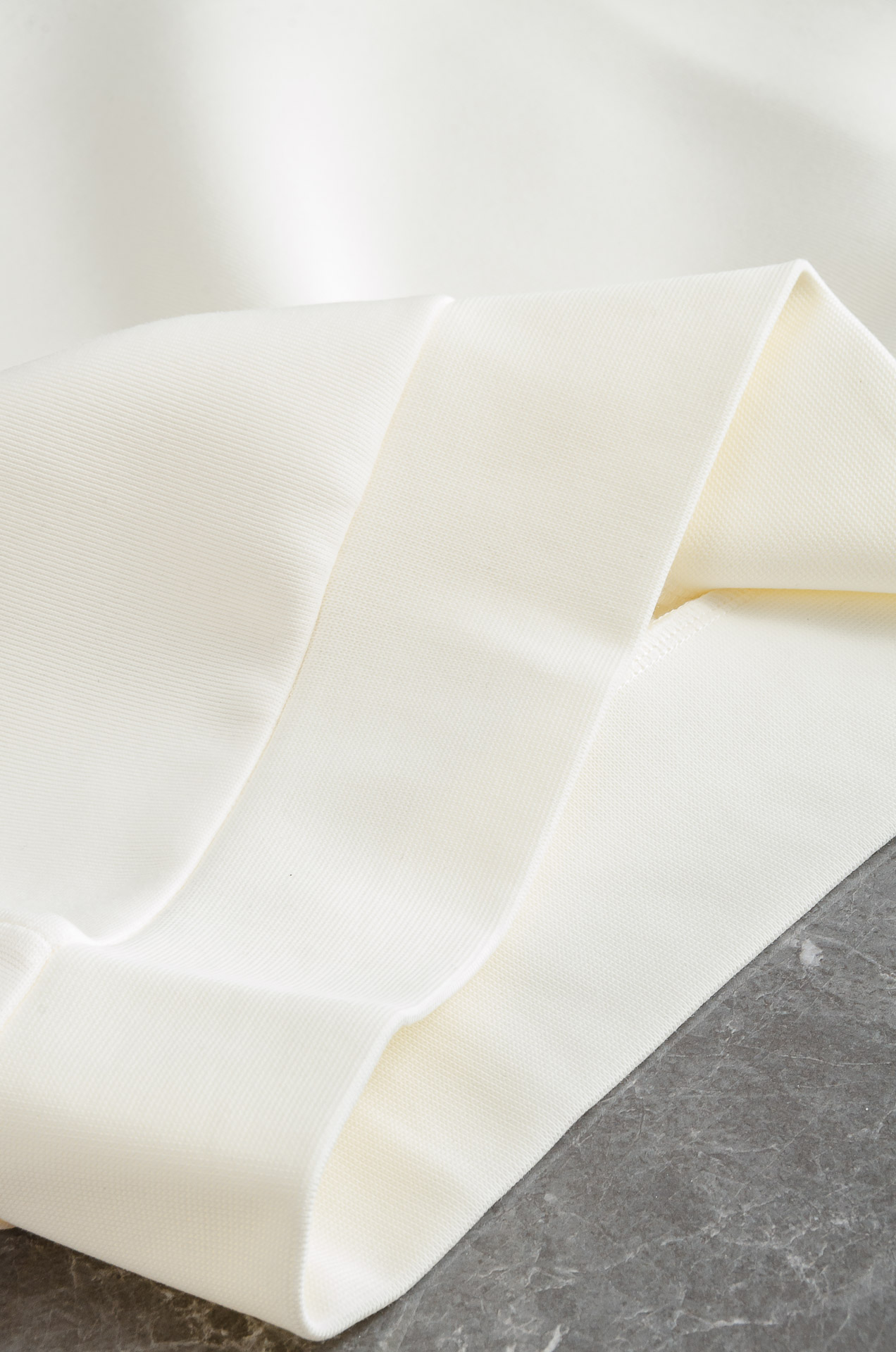 BURBERRY 2025FW新品 空气层肌理感客供进口舒适透气挺括版 拼皮料修饰拉链翻领长袖男士卫衣#