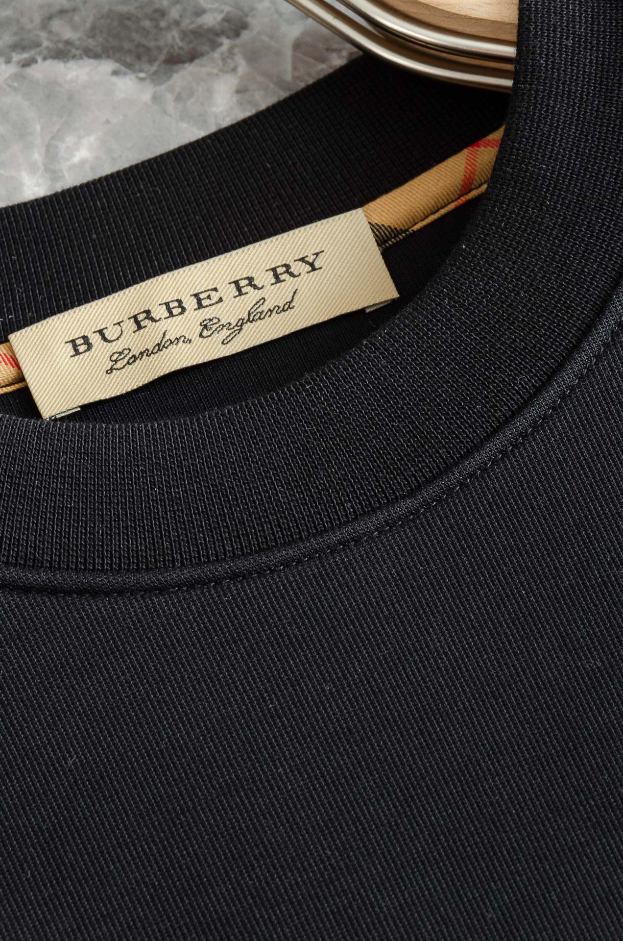 BURBERRY 2025FW新品 空气层肌理感客供进口舒适透气挺括版 拼皮料修饰拉链翻领长袖男士卫衣#