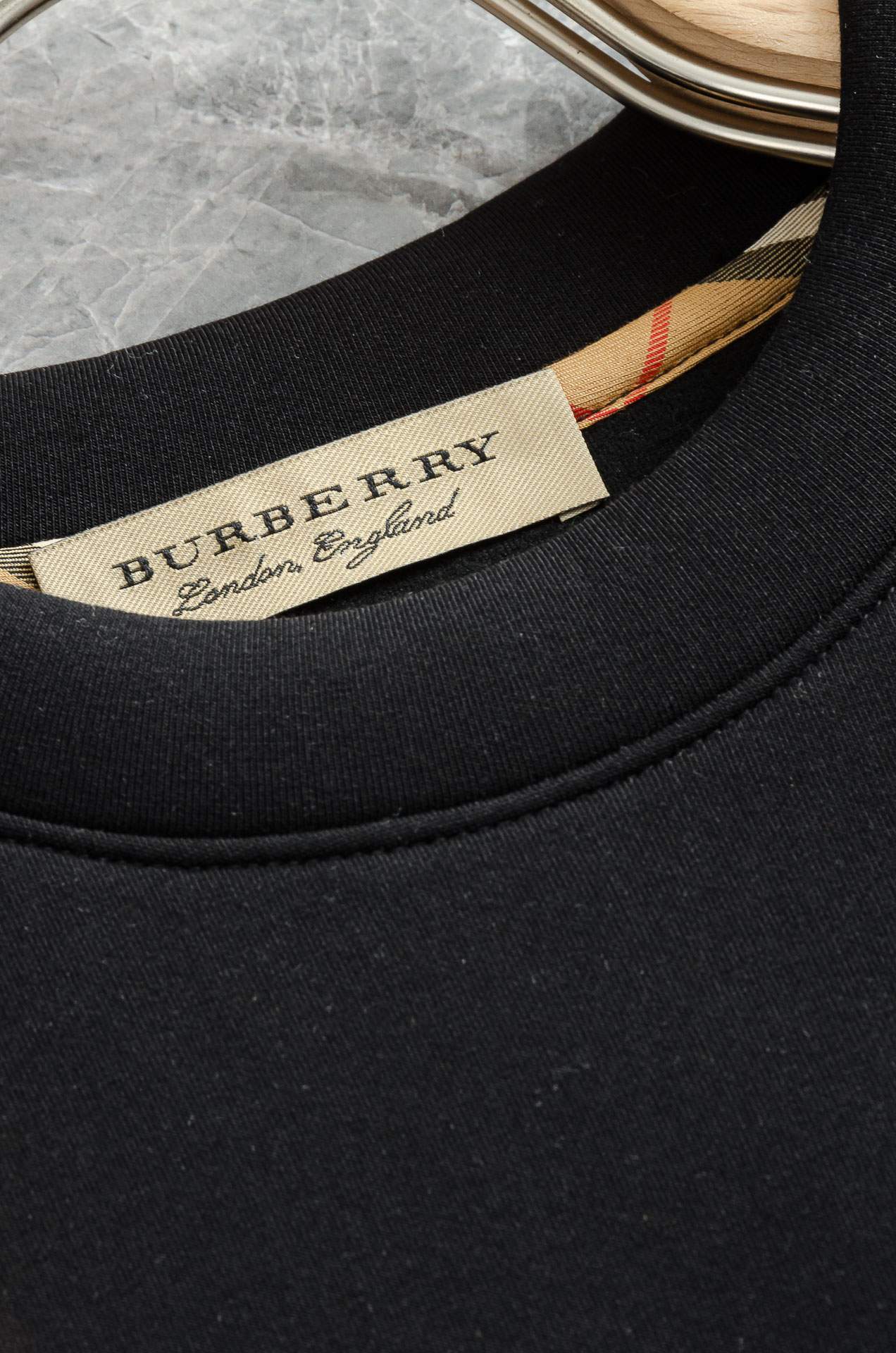 BURBERRY 2025FW新品 空气层肌理感客供进口舒适透气挺括版 拼皮料修饰拉链翻领长袖男士卫衣#