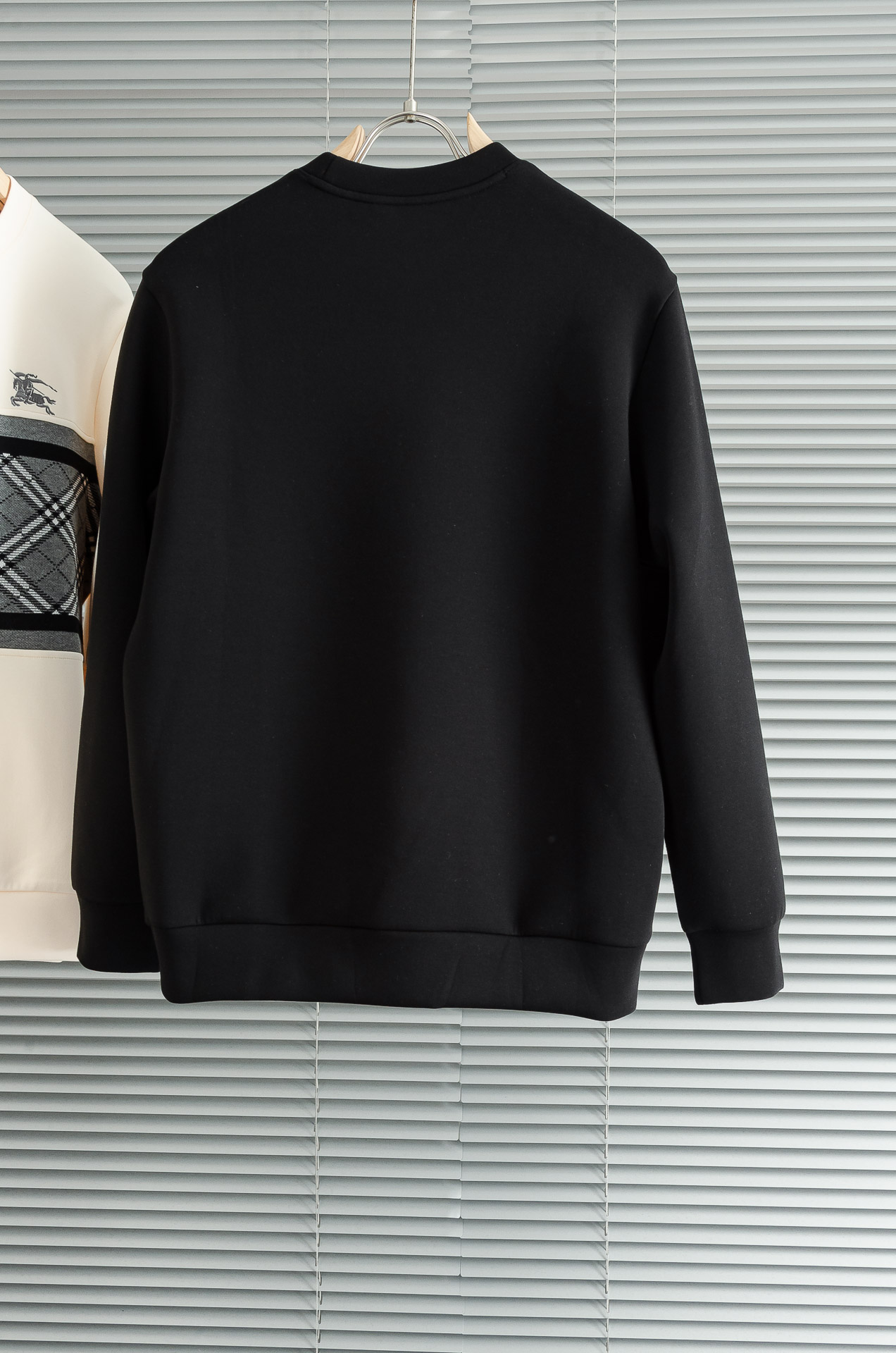 BURBERRY 2025FW新品 空气层肌理感客供进口舒适透气挺括版 拼皮料修饰拉链翻领长袖男士卫衣#